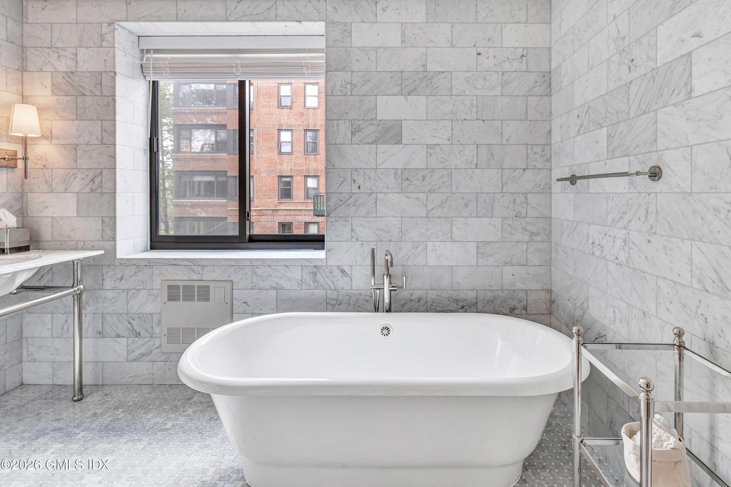 11 Lafayette Court APT 1C