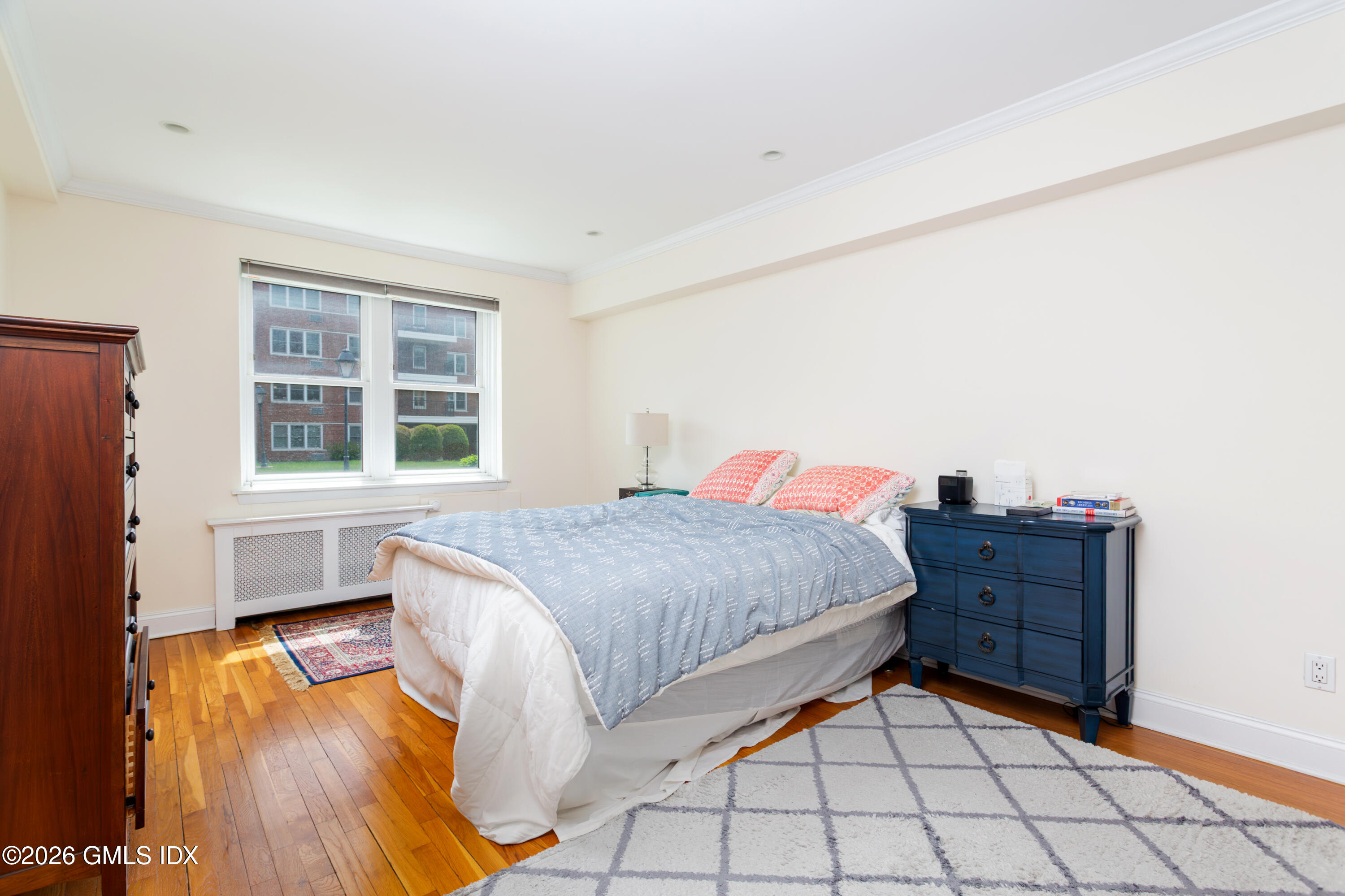 52 Lafayette Place APT 1H