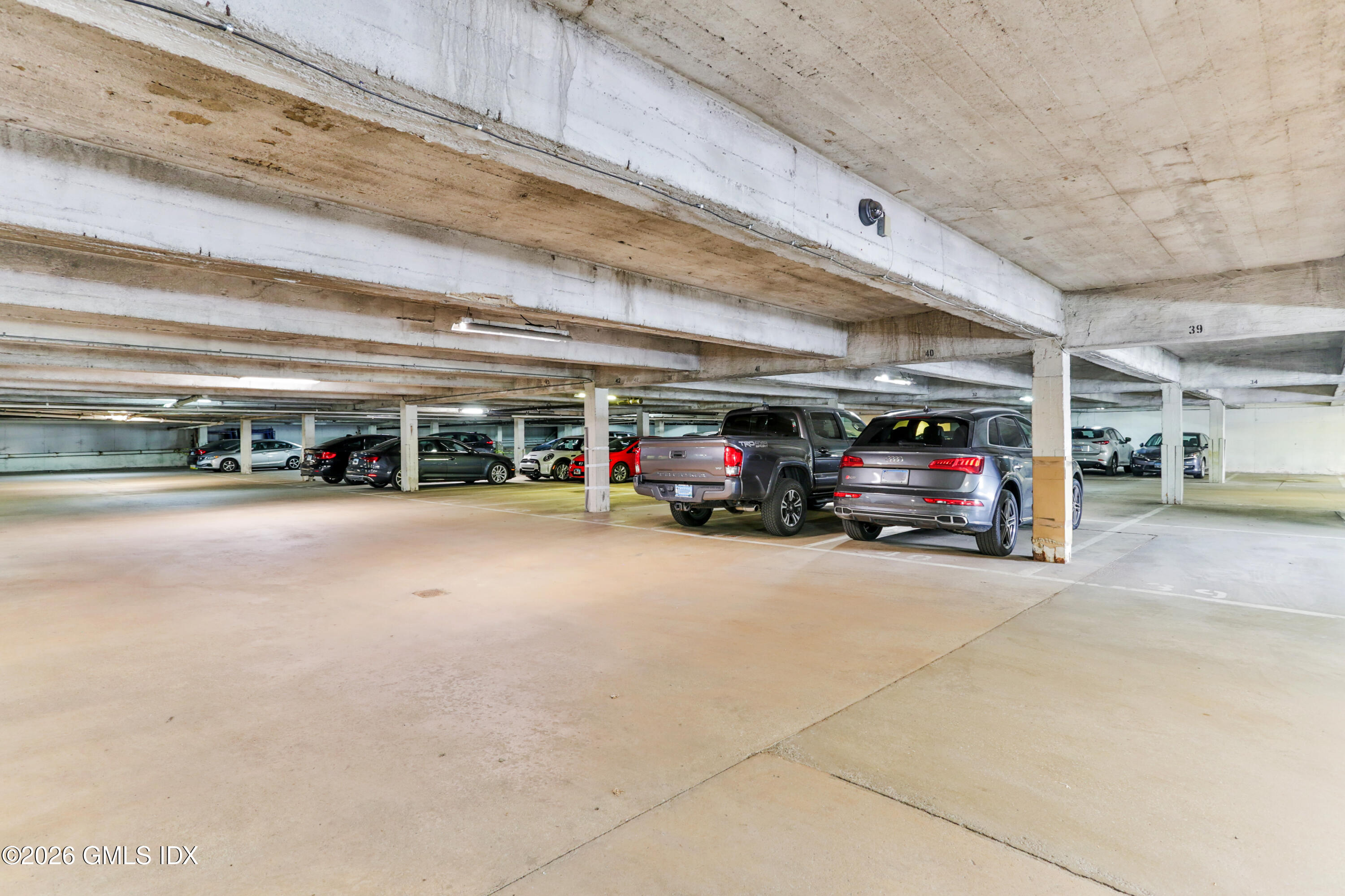 52 Lafayette Place APT 1H