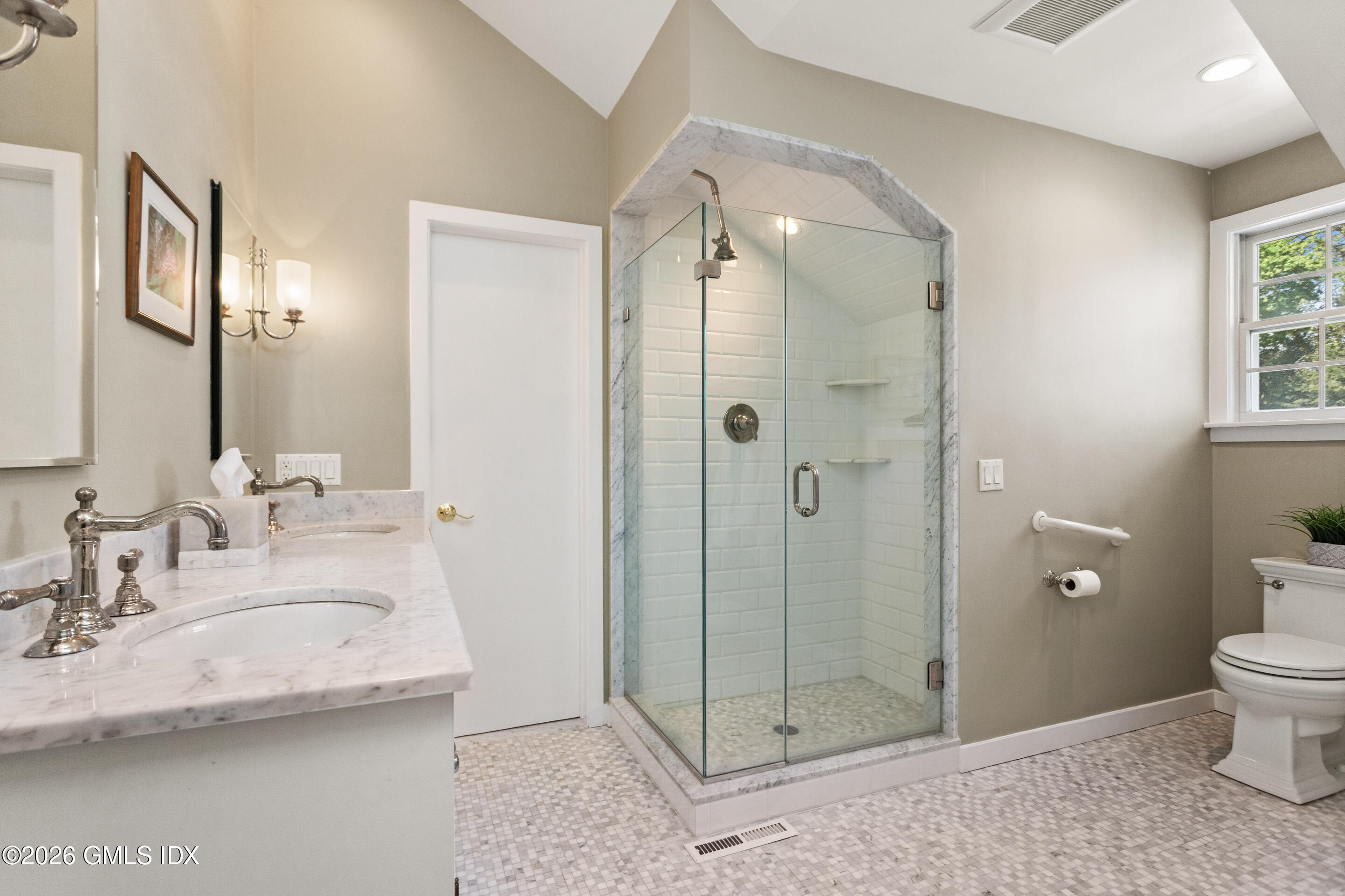 1 Old Church Road APT 6