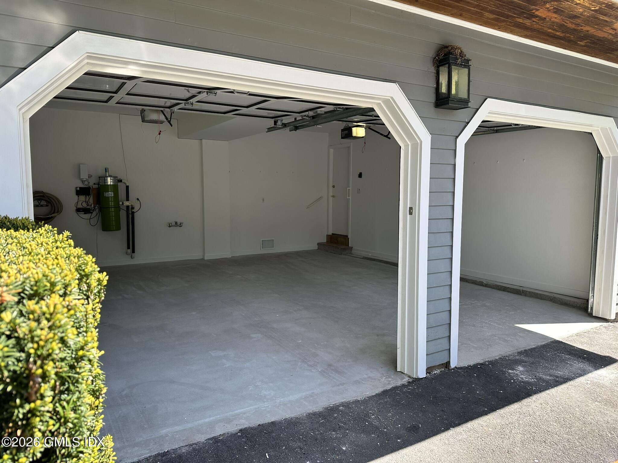 1 Old Church Road APT 6