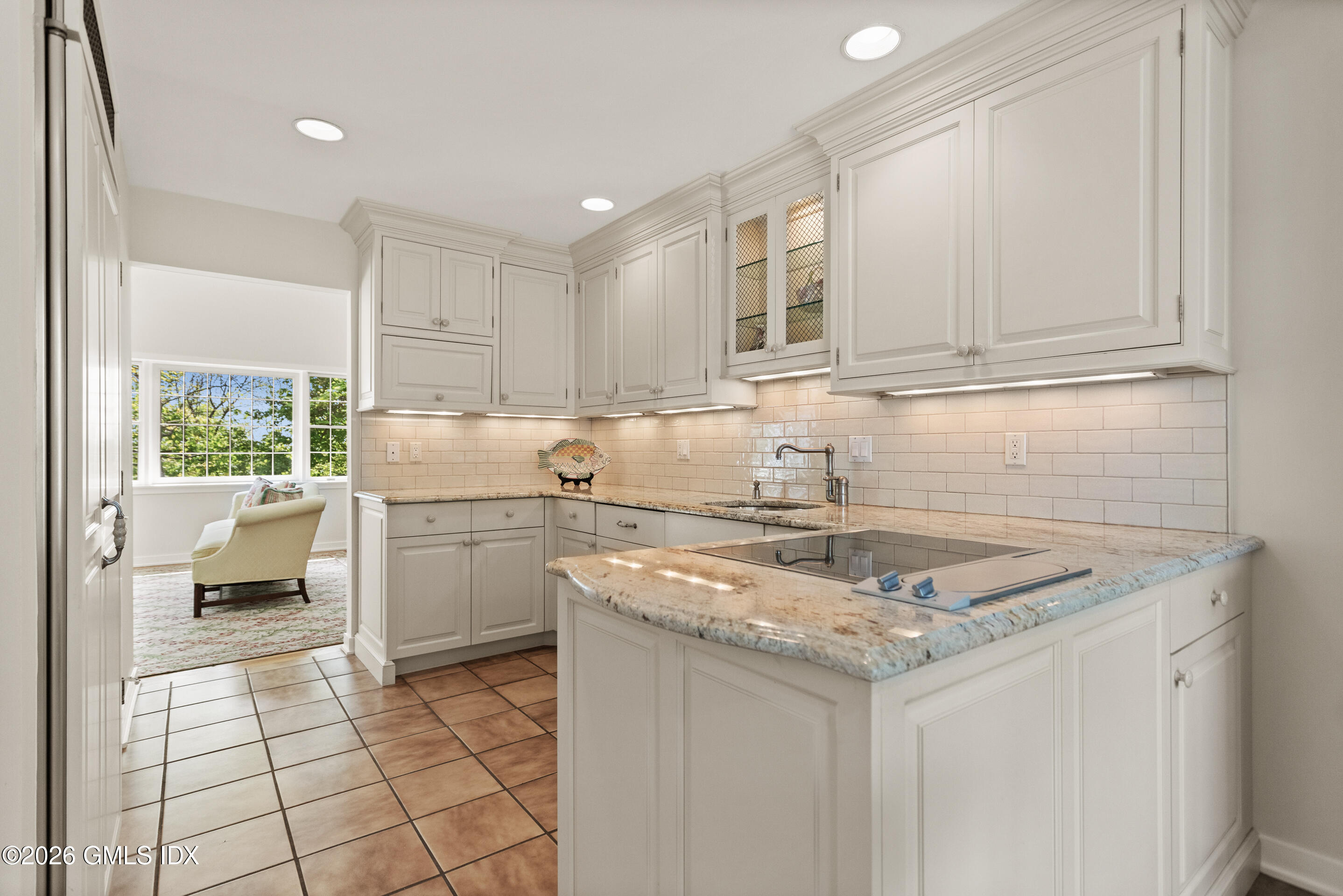 1 Old Church Road APT 6