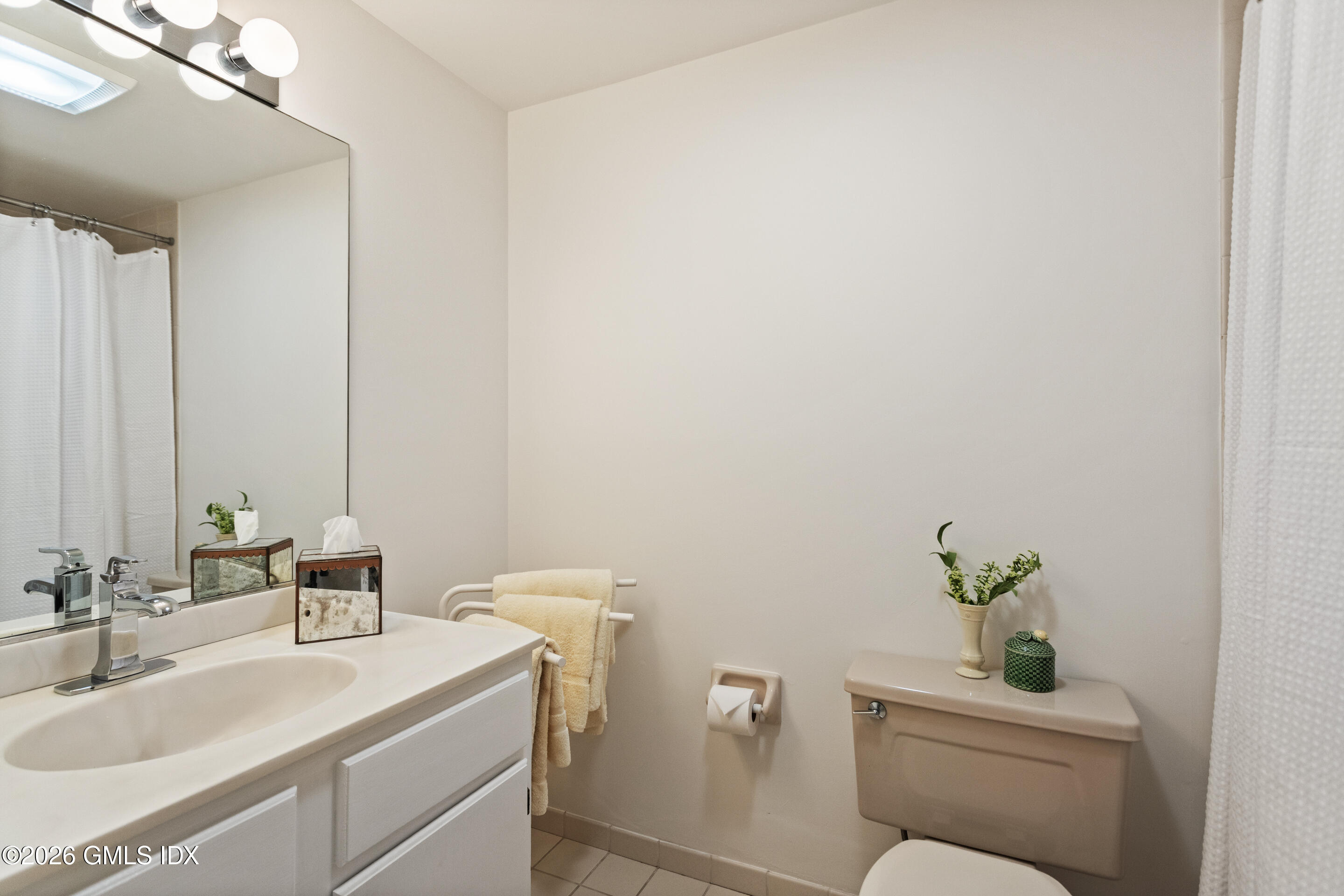 1 Old Church Road APT 6
