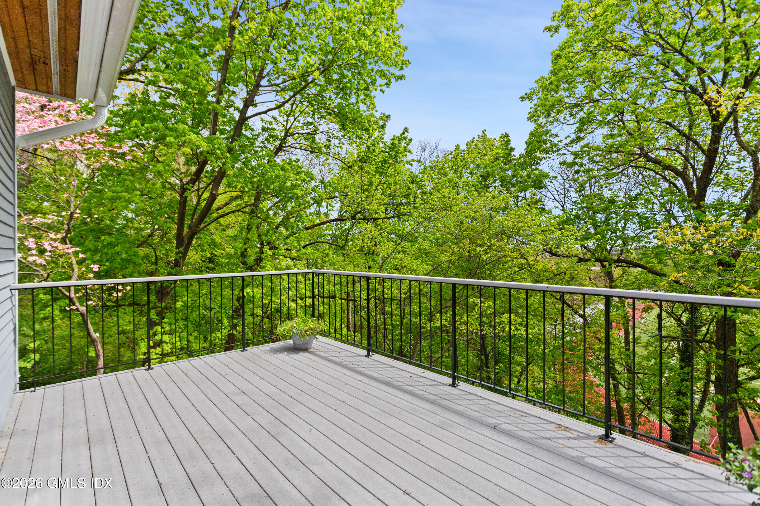 1 Old Church Road APT 6