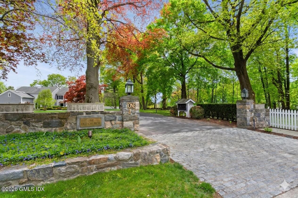 1 Old Church Road APT 6