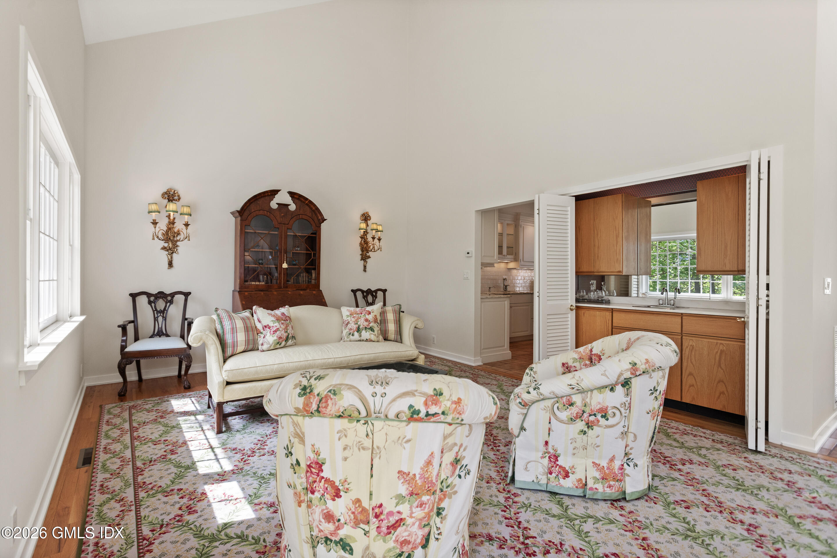 1 Old Church Road APT 6