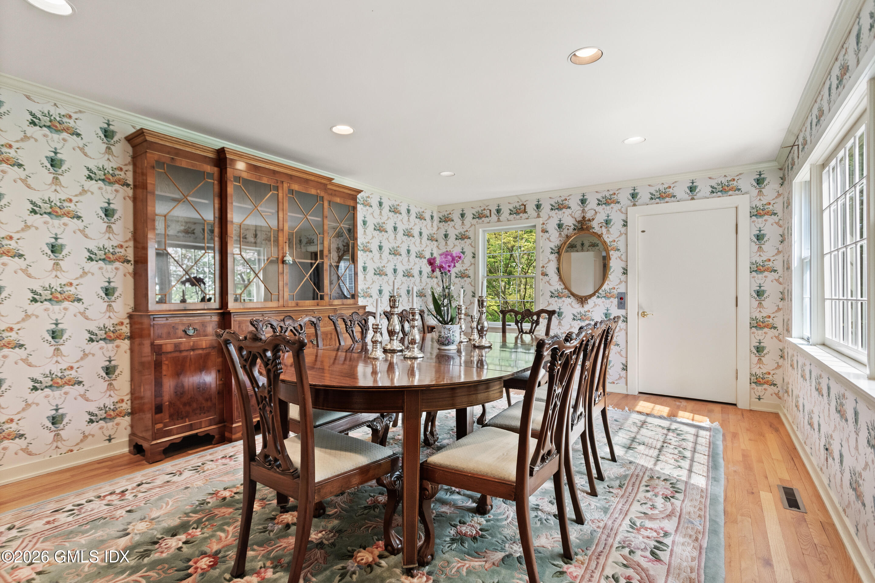 1 Old Church Road APT 6