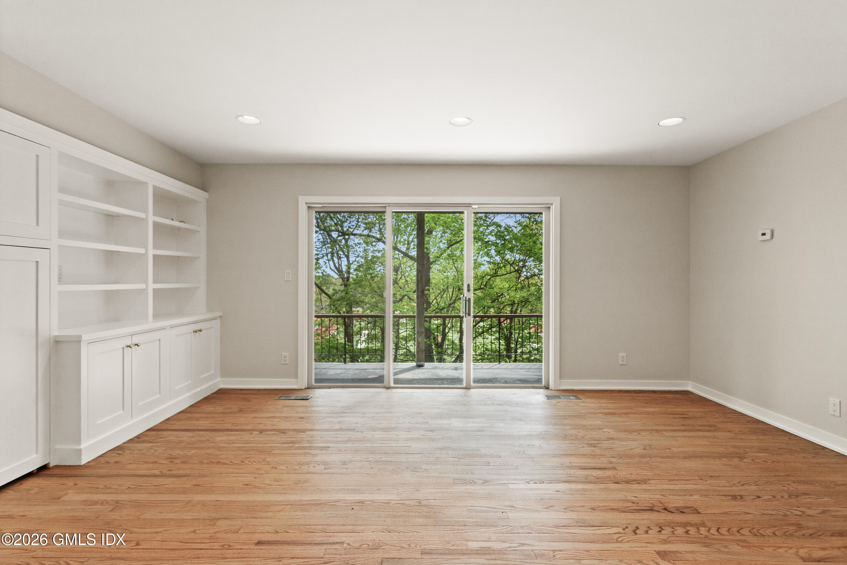 1 Old Church Road APT 6
