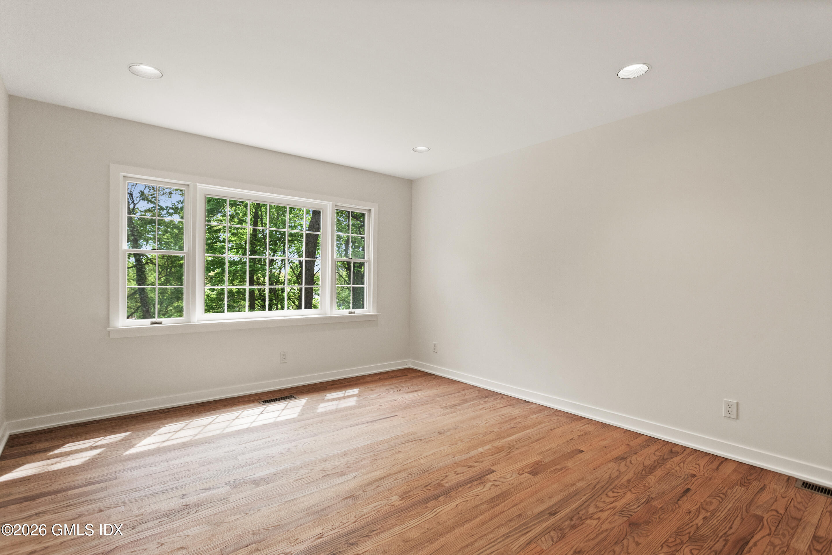 1 Old Church Road APT 6