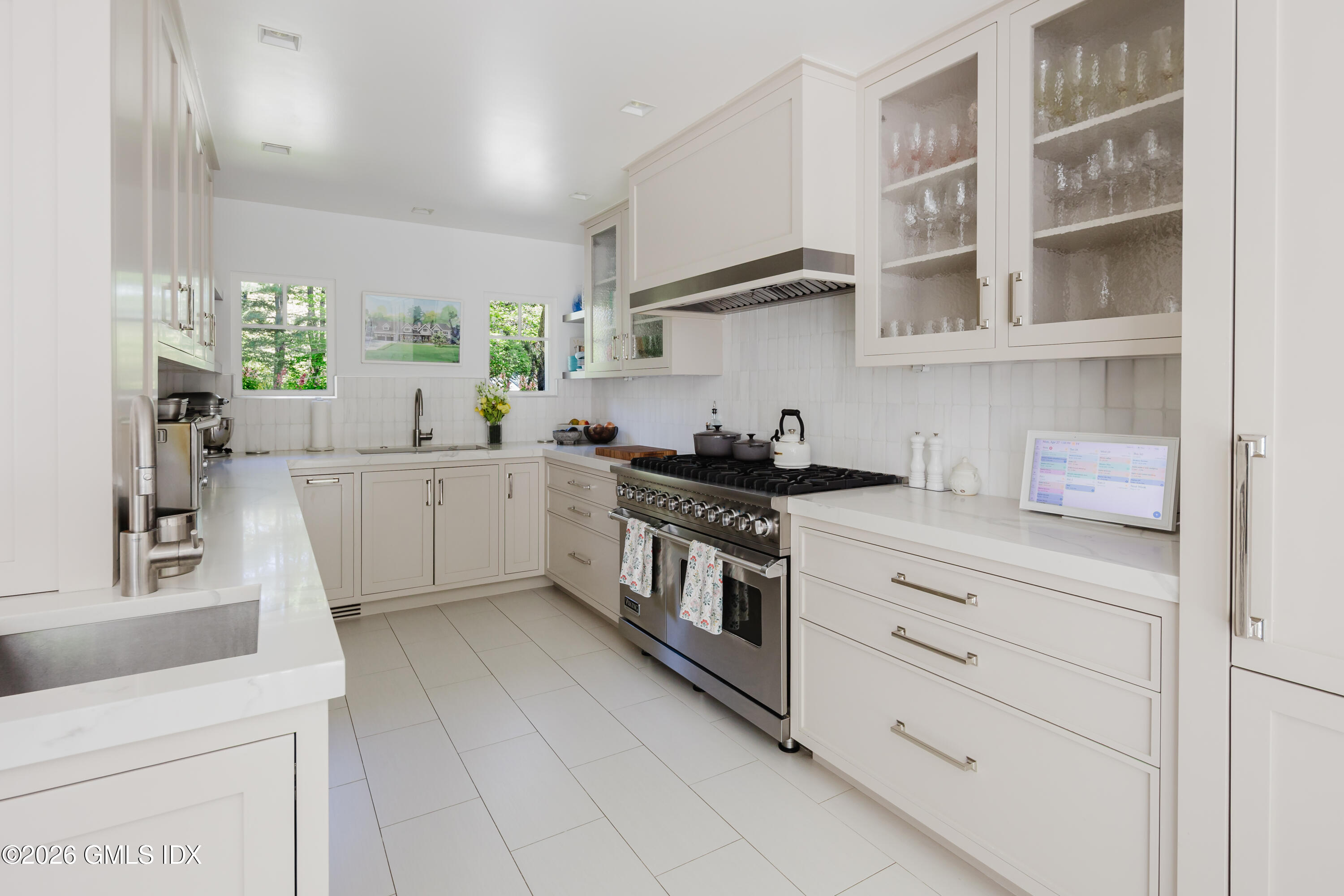 17 Brookside Park