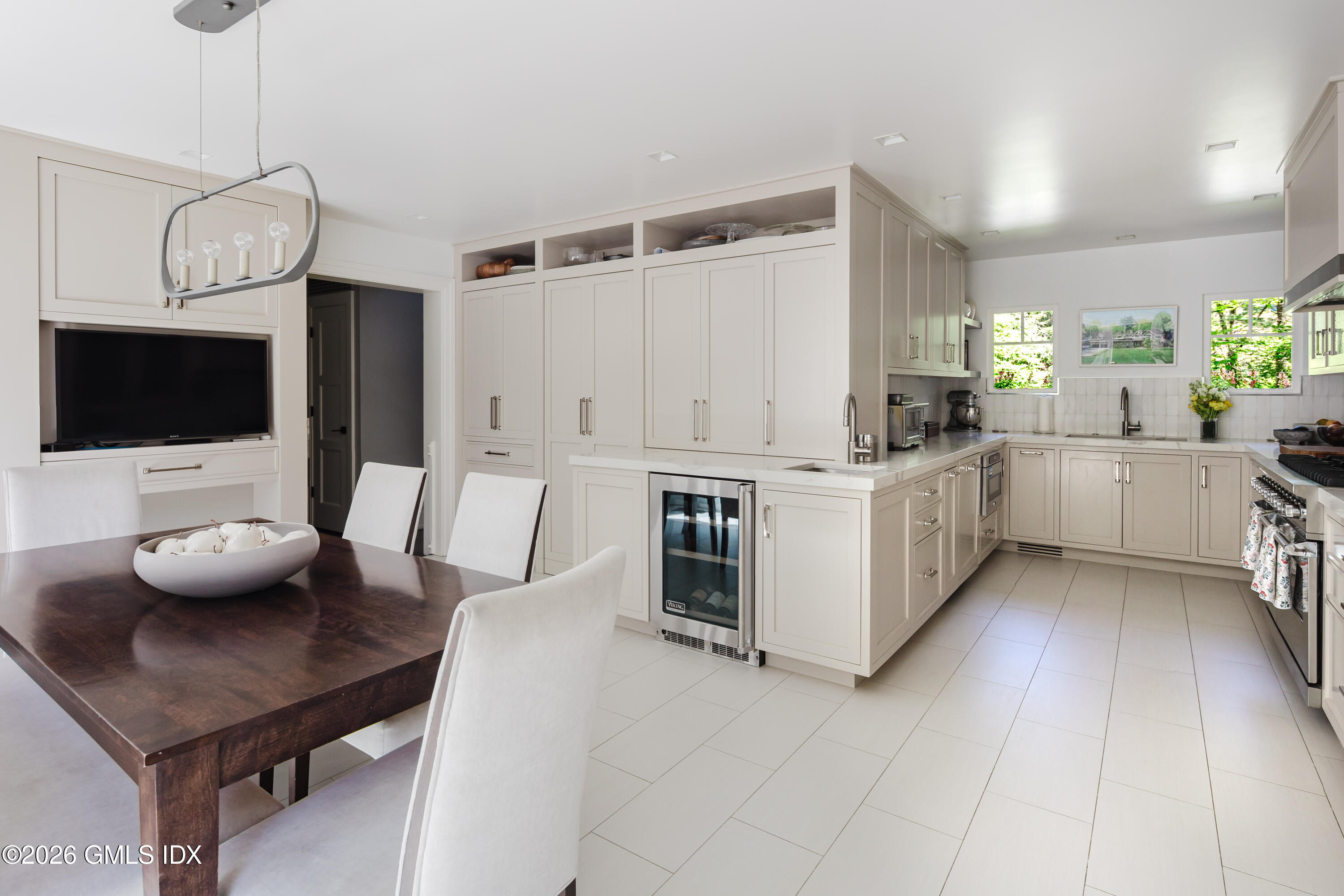 17 Brookside Park