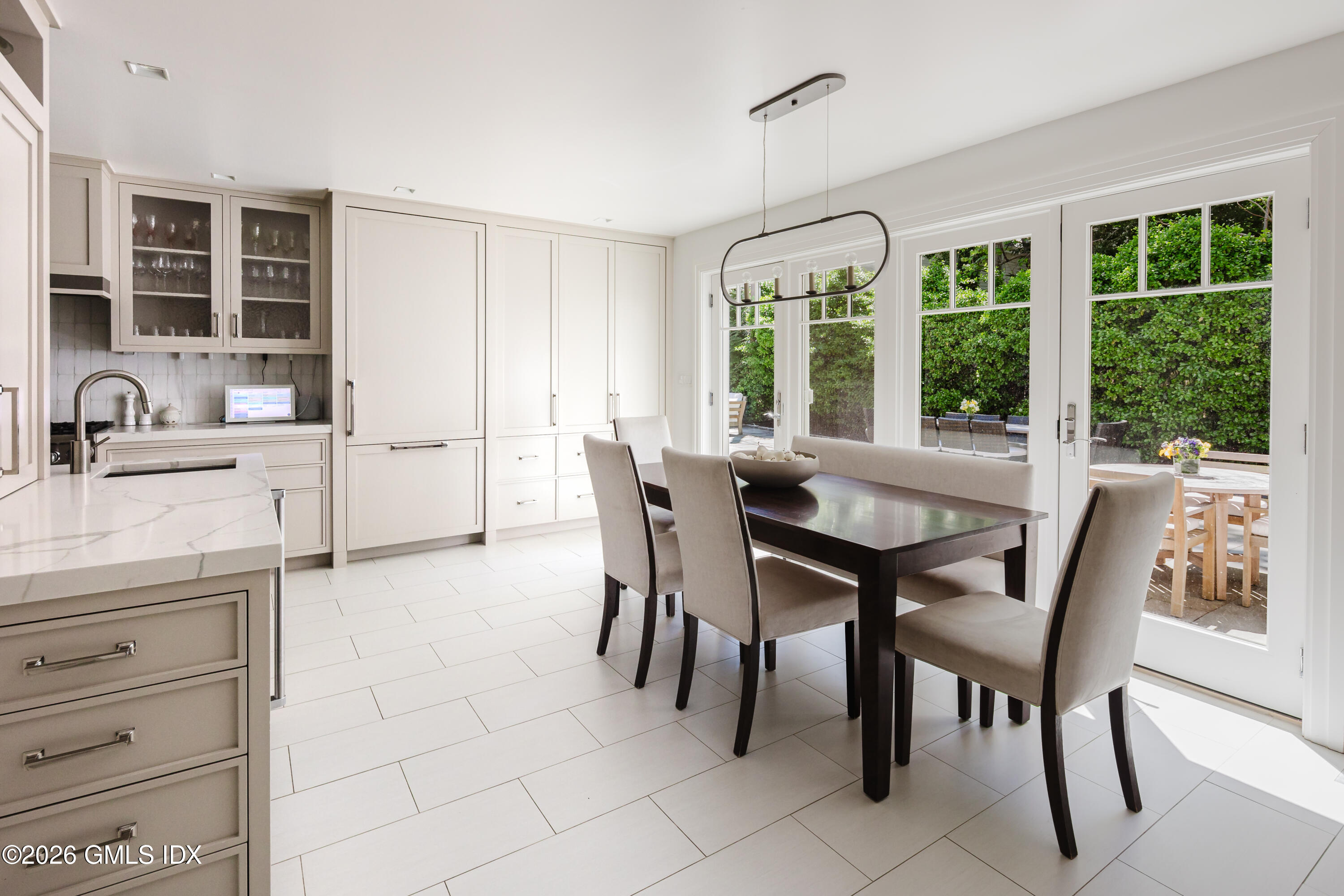 17 Brookside Park