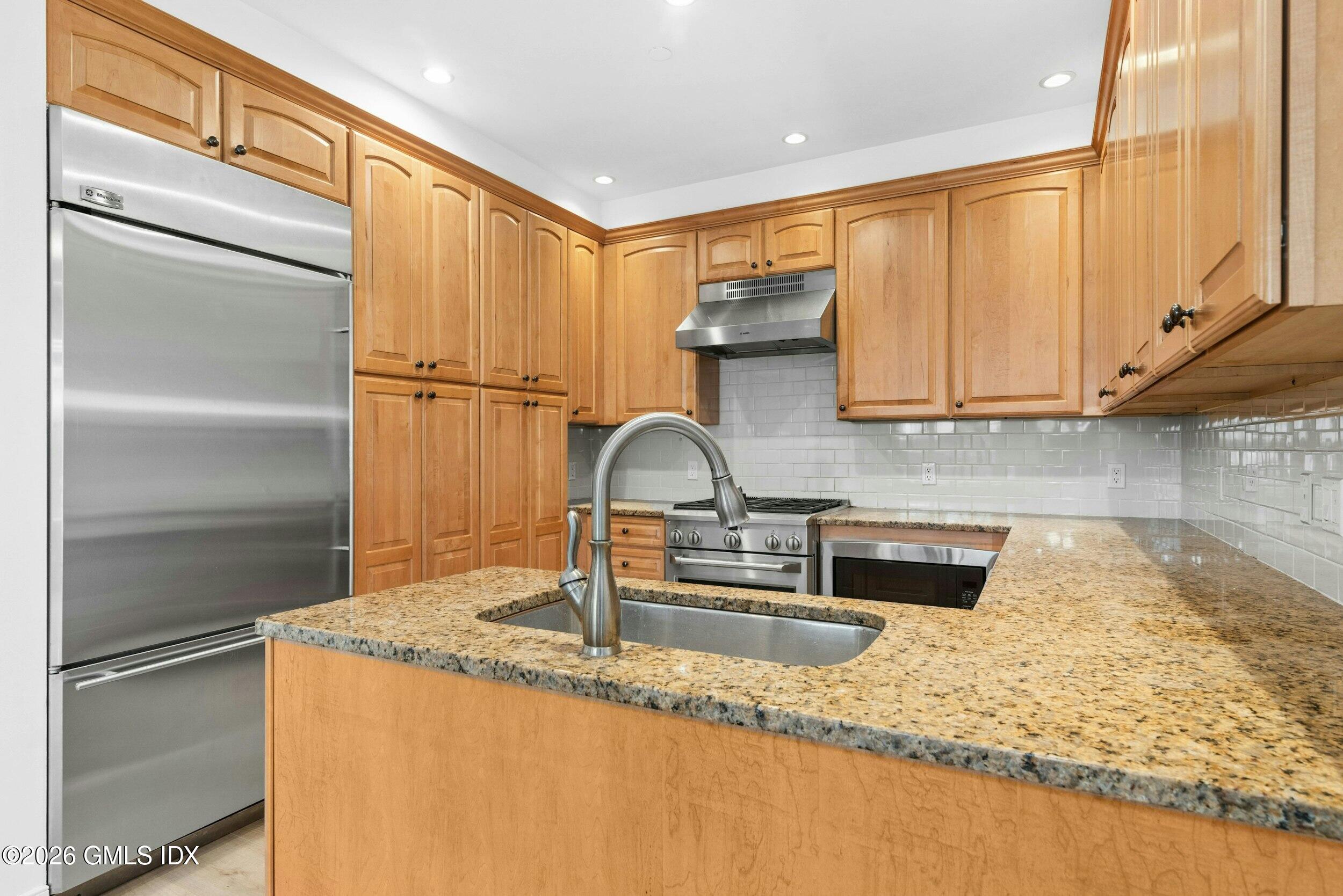 77 Havemeyer Lane UNIT 310