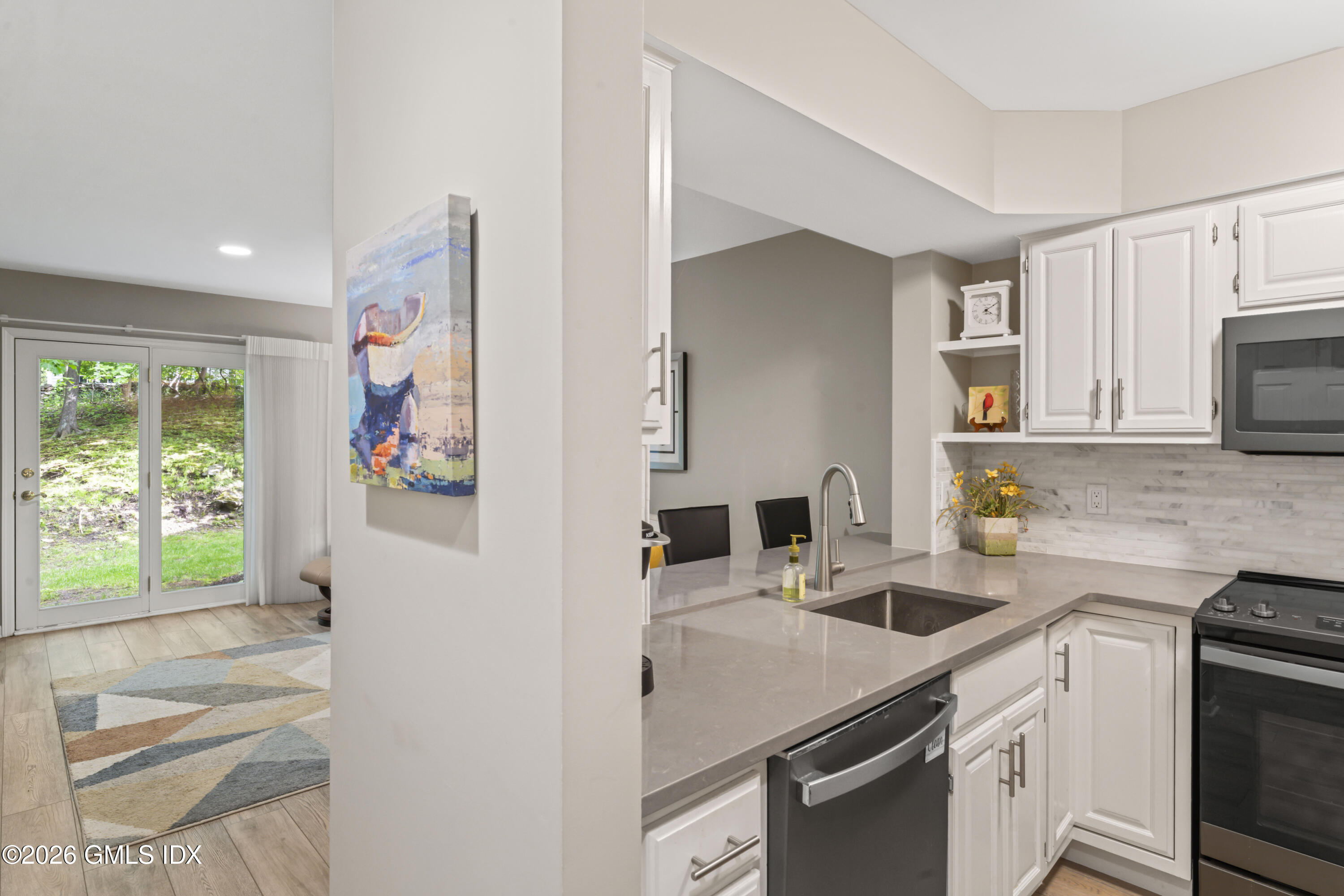 351 Pemberwick Road APT 818