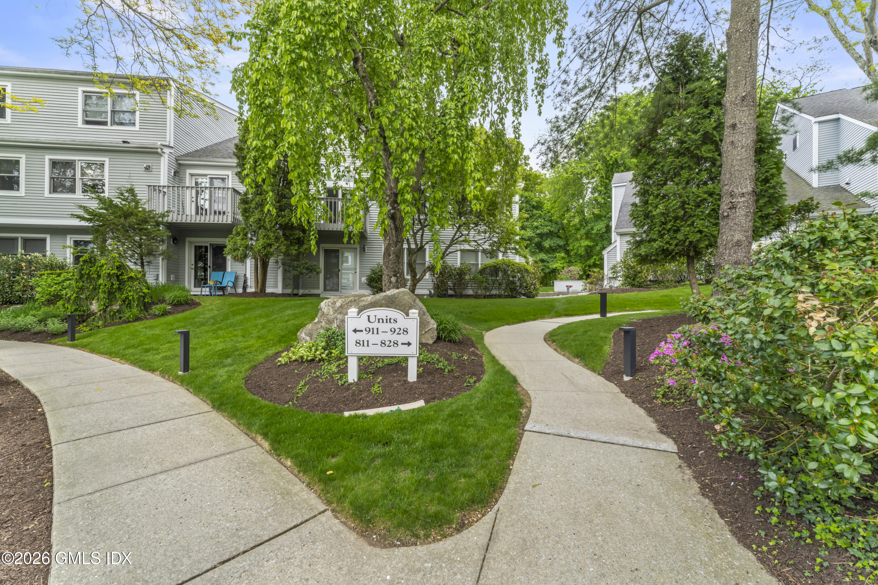 351 Pemberwick Road APT 818