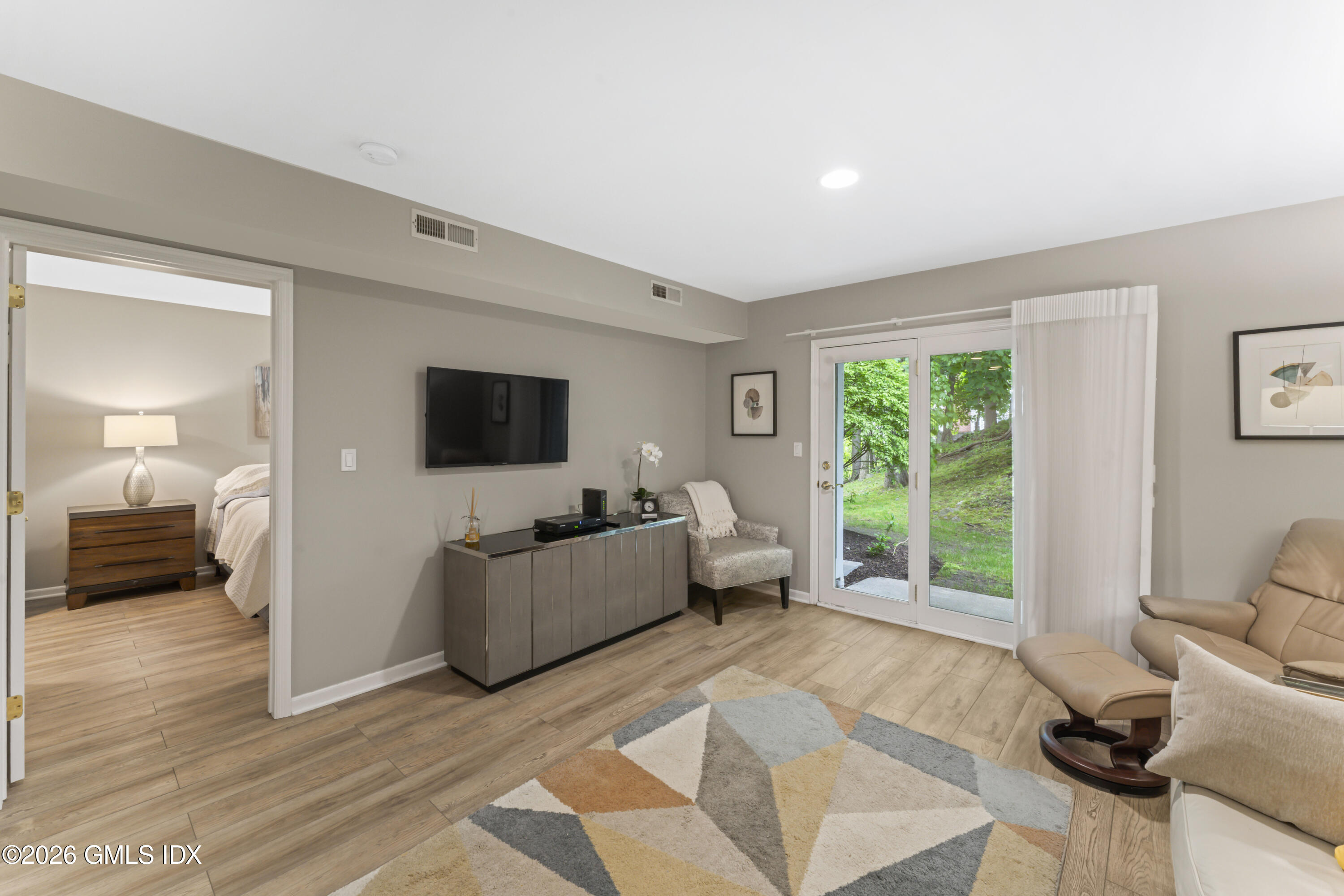 351 Pemberwick Road APT 818