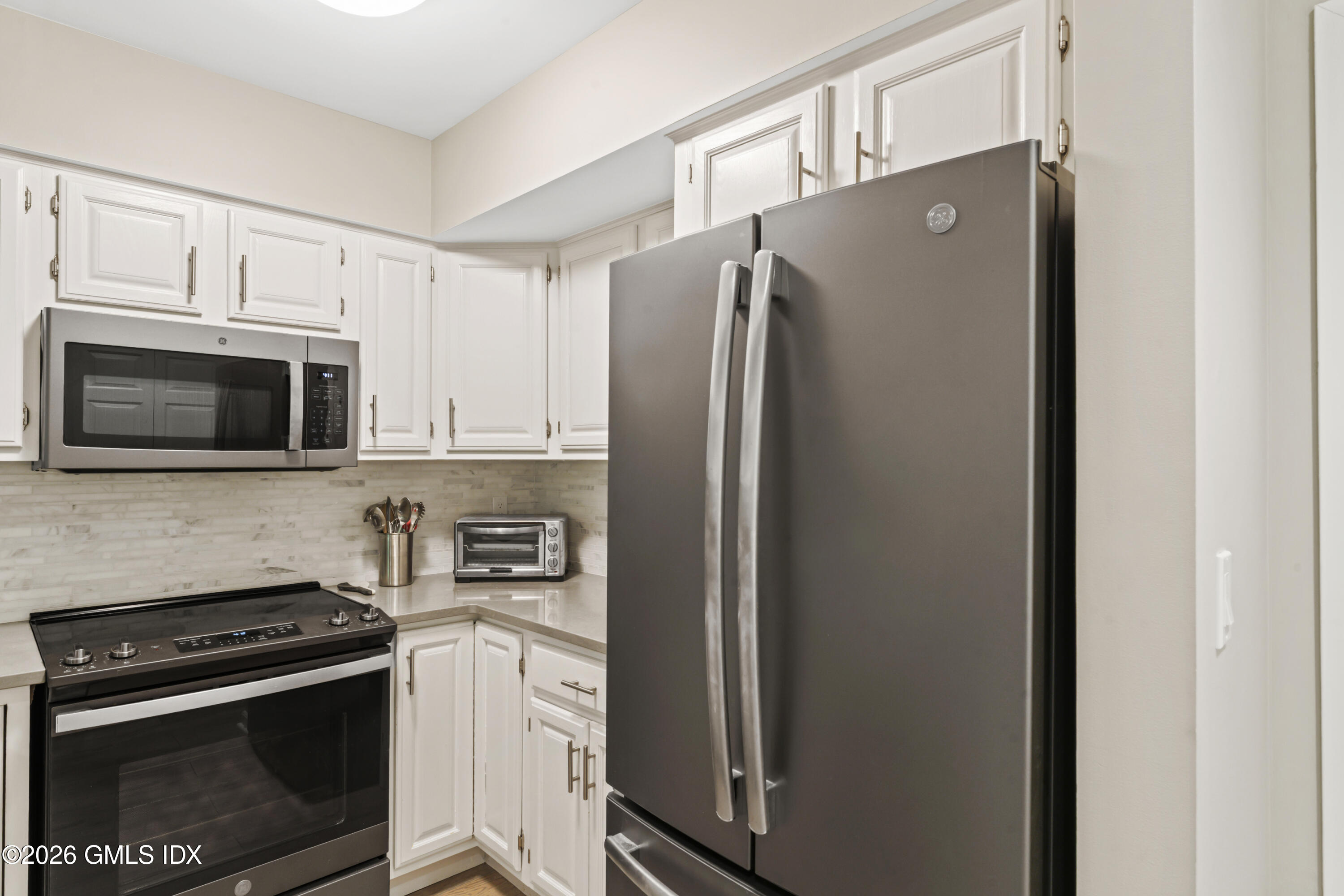 351 Pemberwick Road APT 818