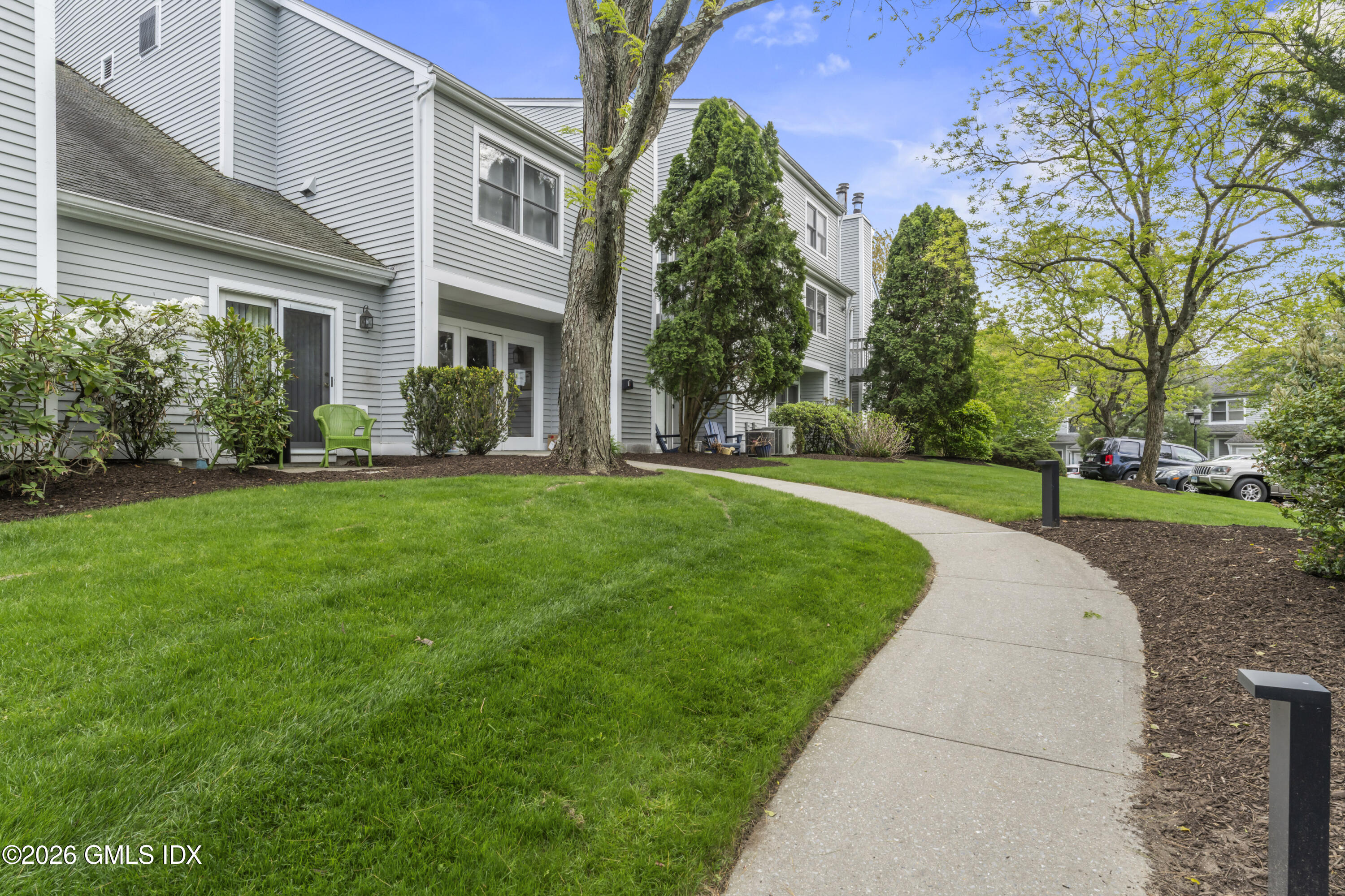 351 Pemberwick Road APT 818