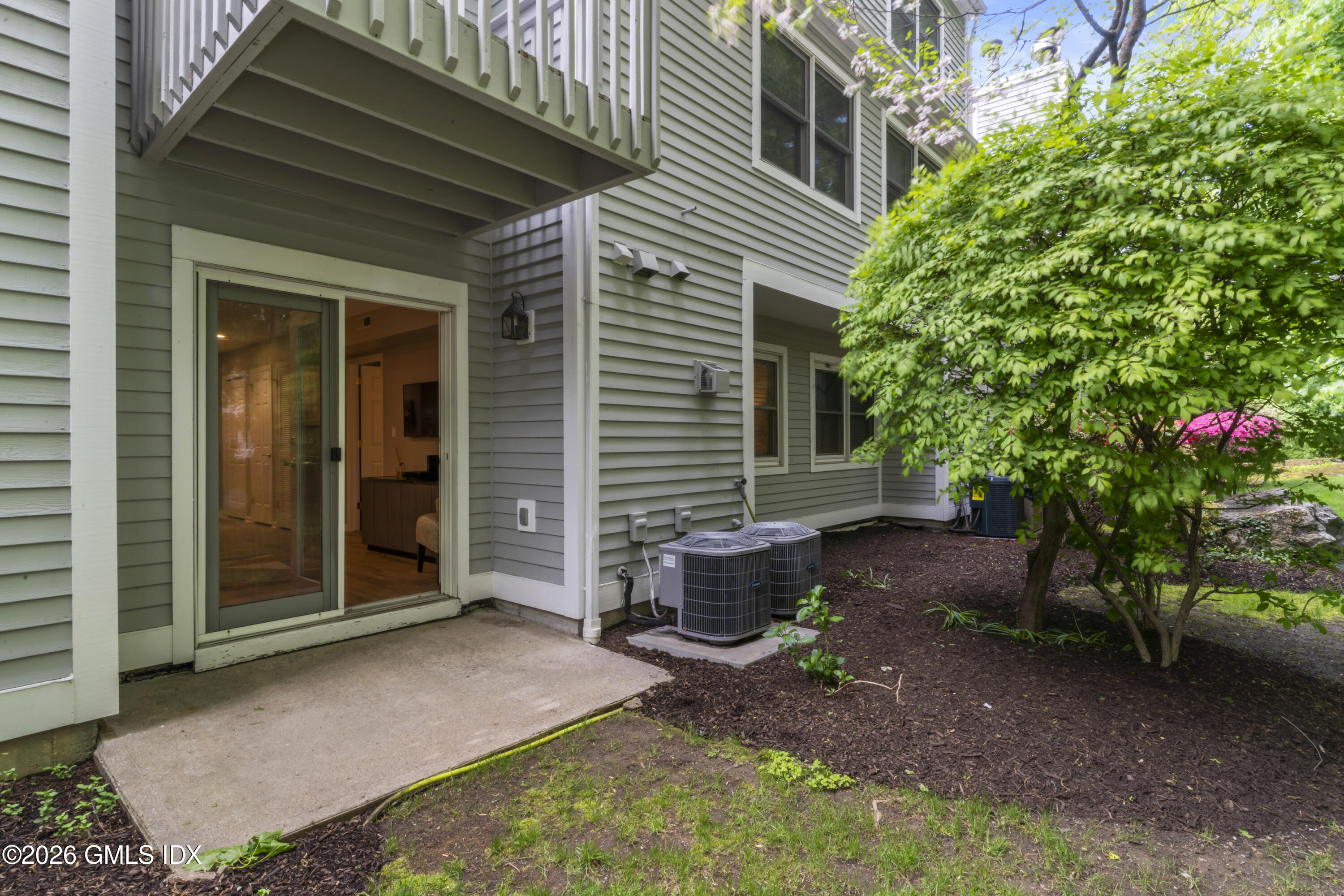 351 Pemberwick Road APT 818