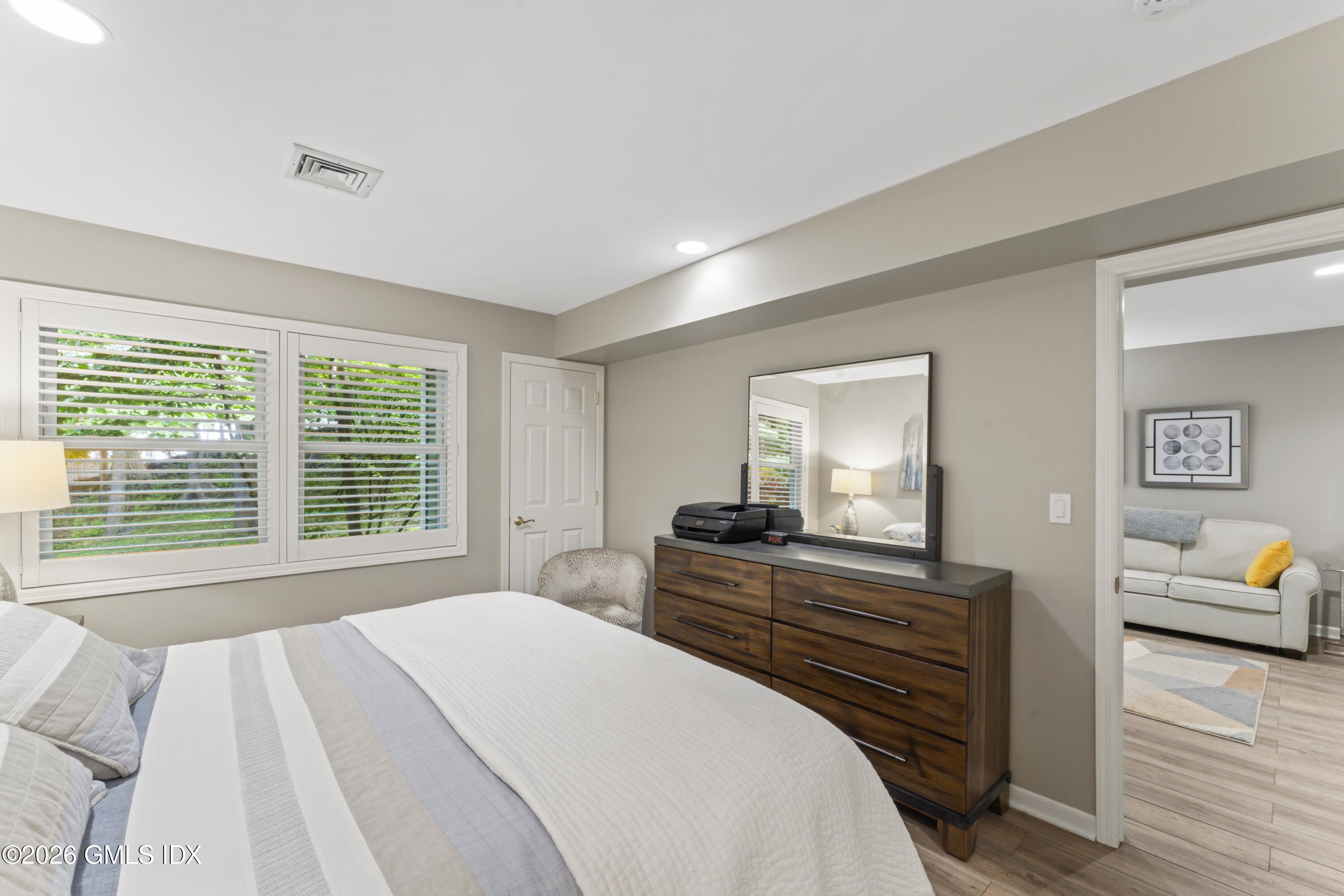 351 Pemberwick Road APT 818