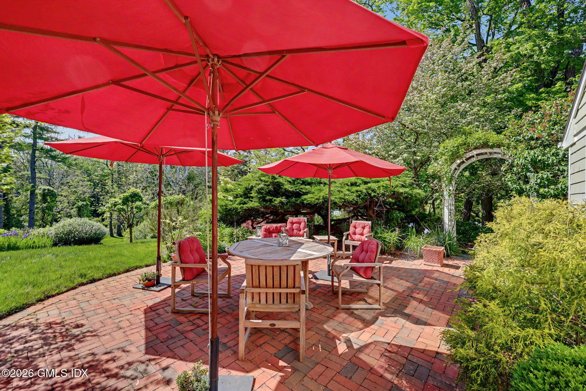 208 Bedford Road