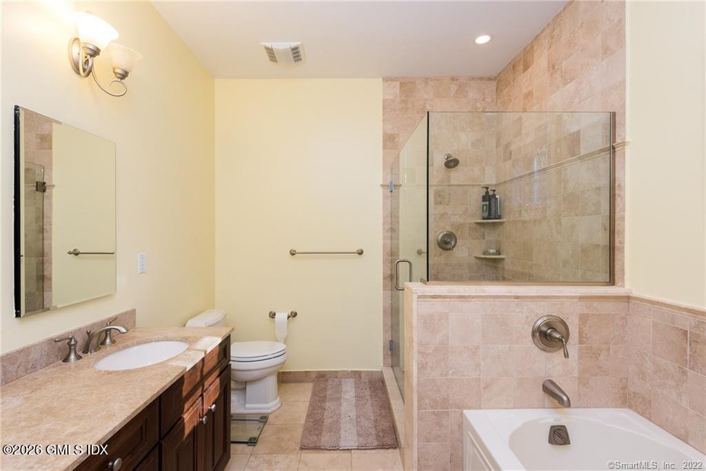 70 Riverdale Avenue UNIT 1001