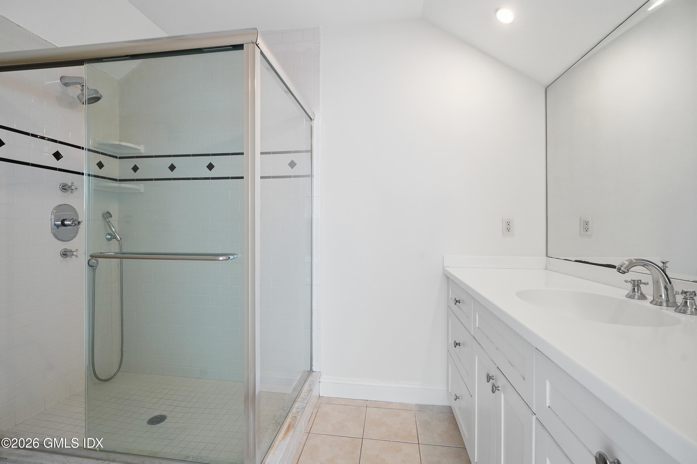 19 Georgetowne North 19