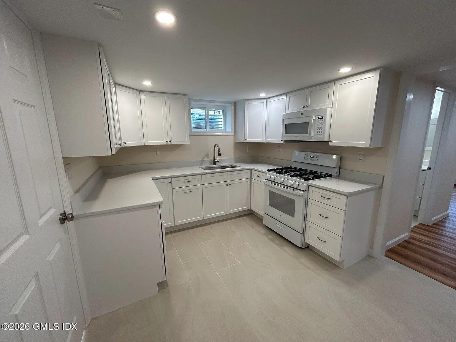 90 Havemeyer Lane 2