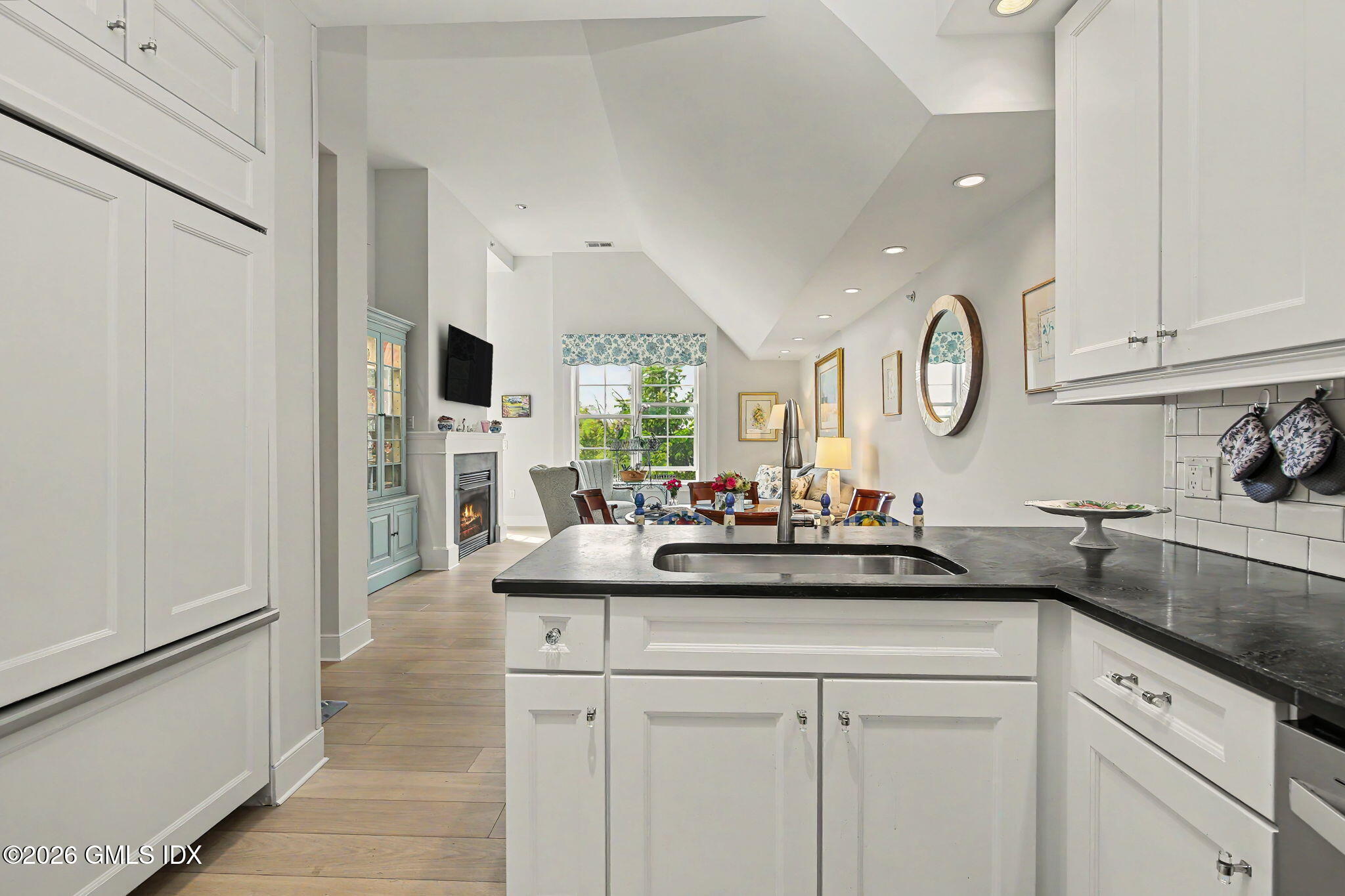 77 Havemeyer Lane UNIT 324