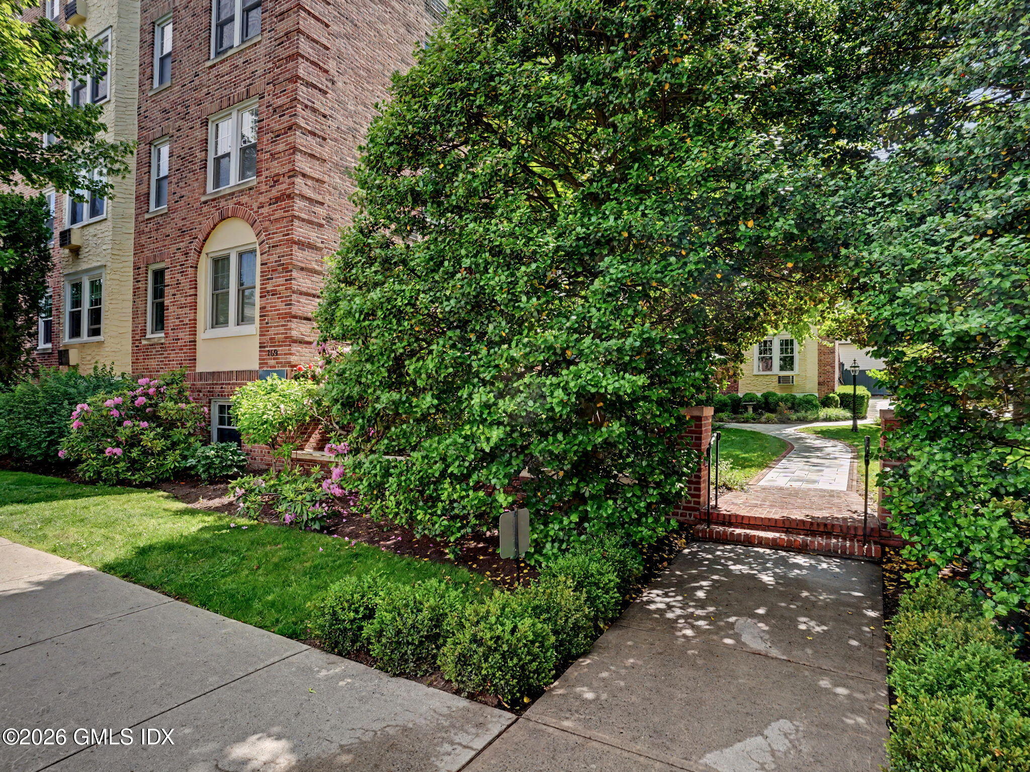 169 Mason Street APT 1G