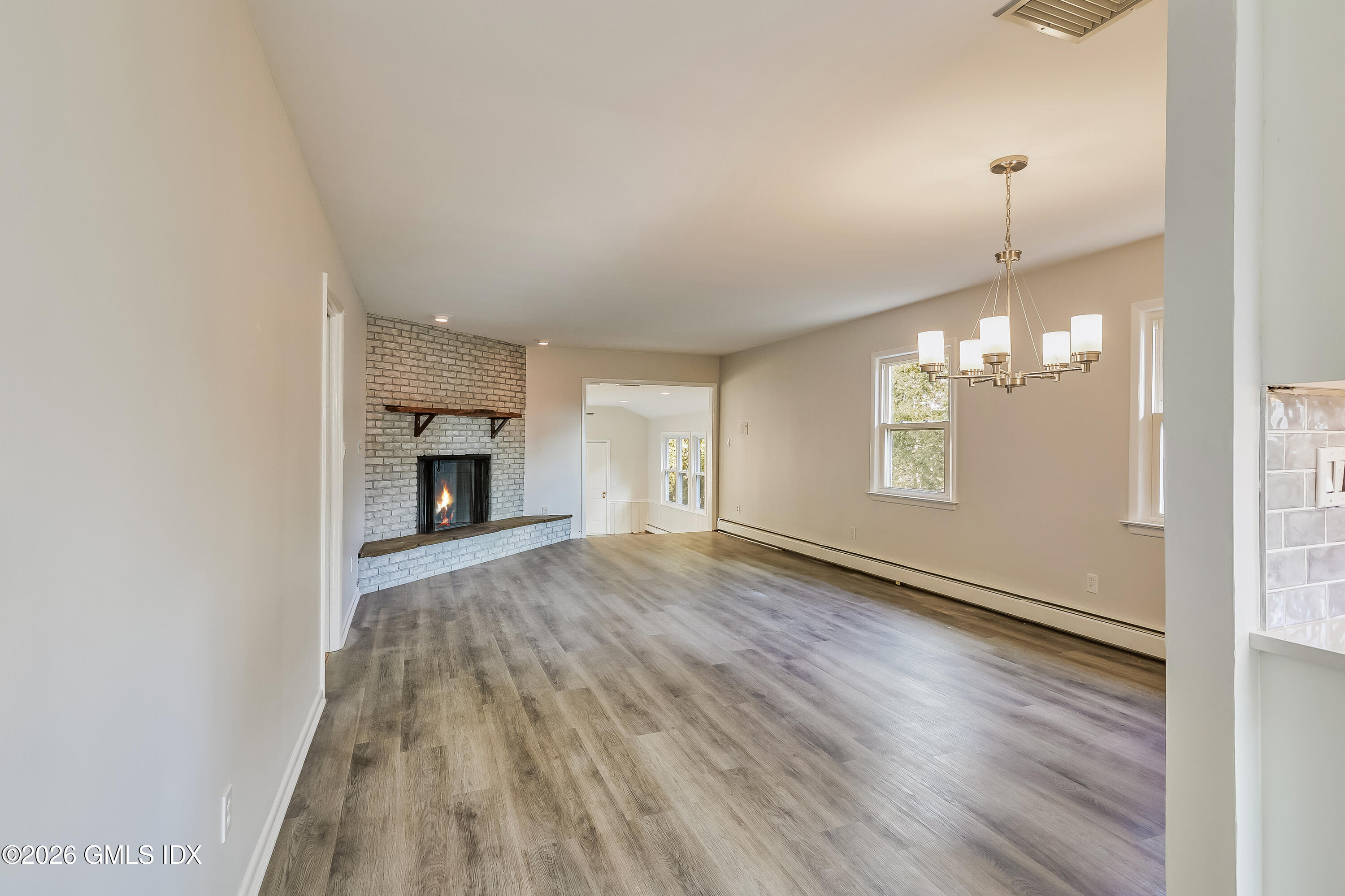 28 Pleasant Street