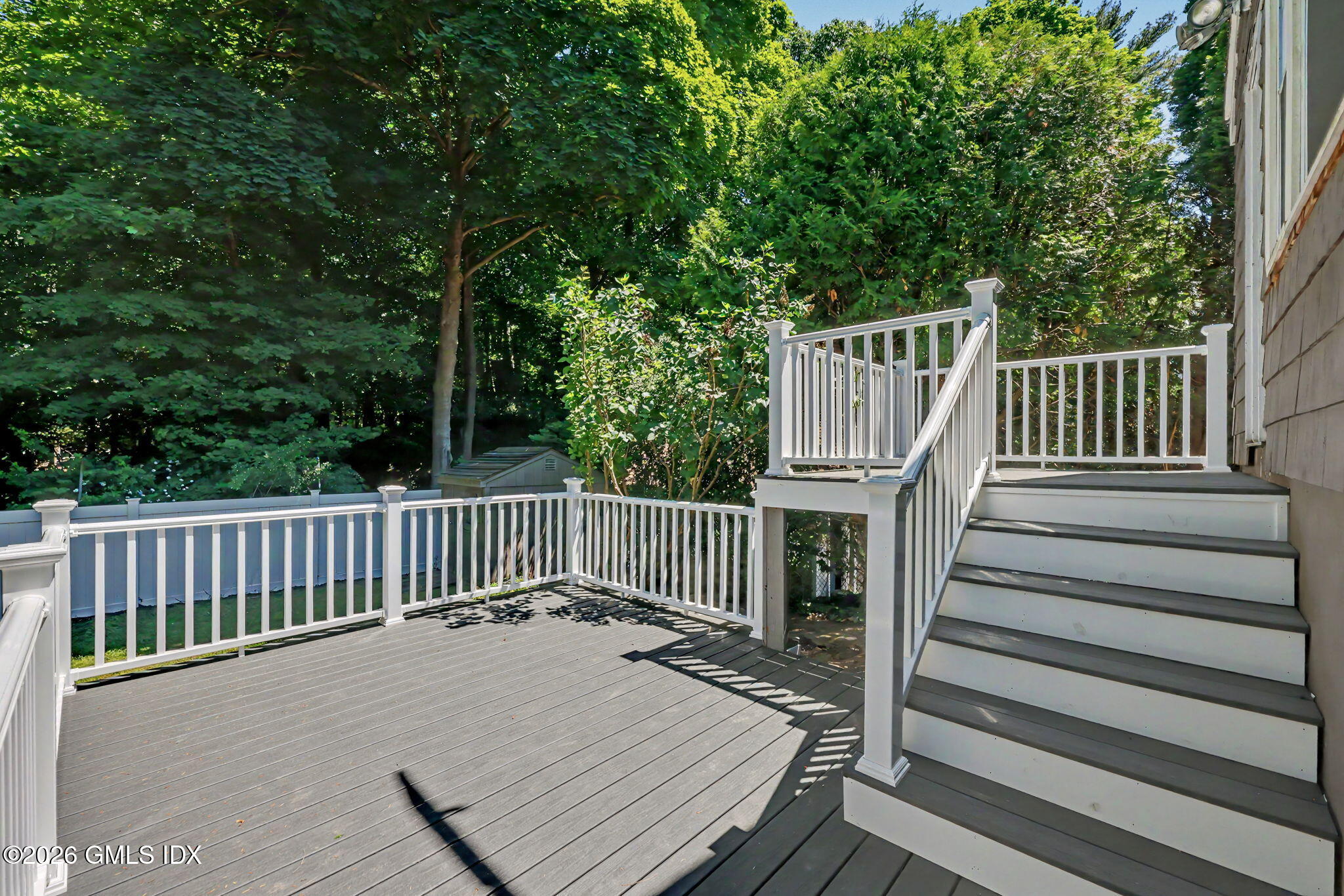 28 Pleasant Street