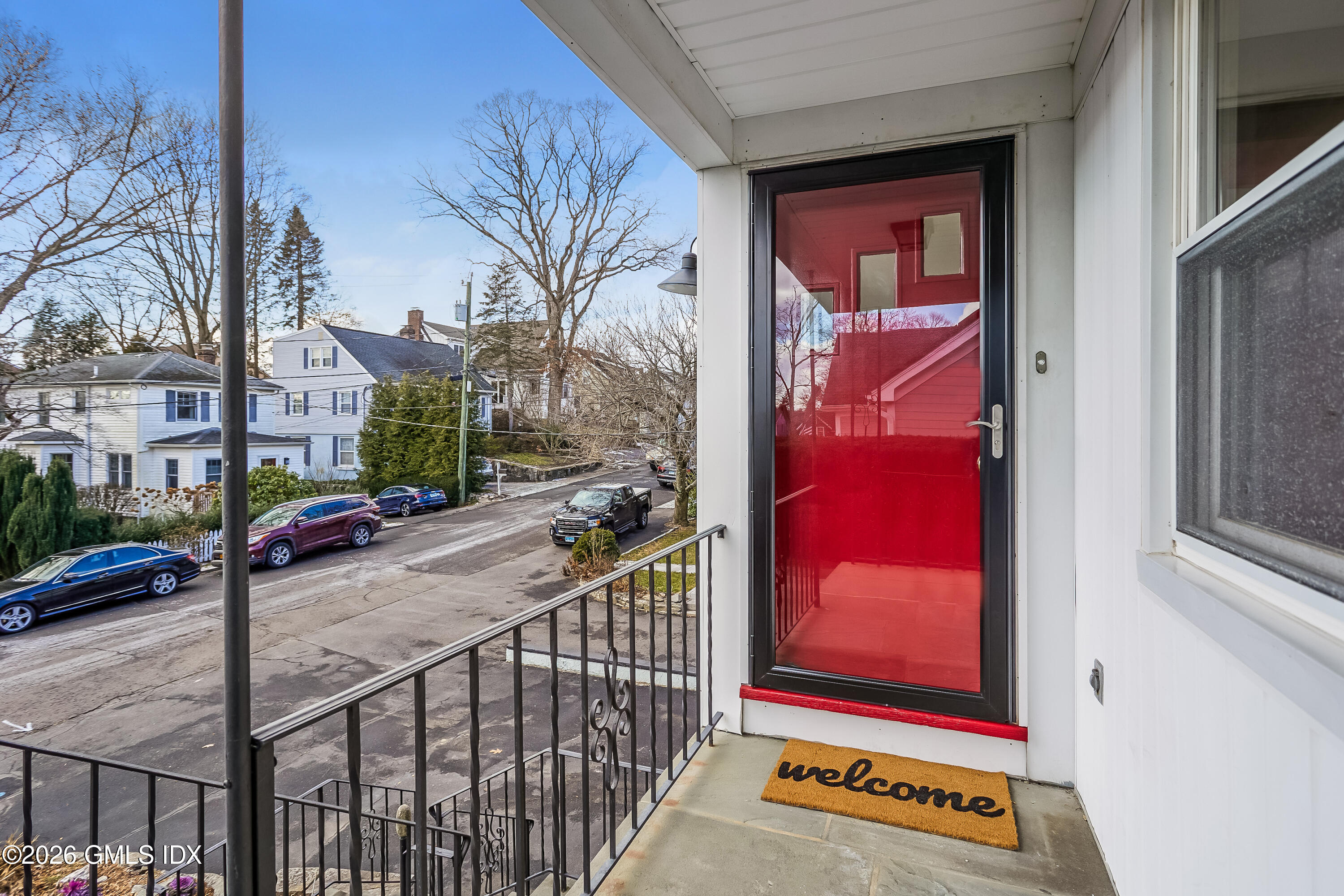 28 Pleasant Street