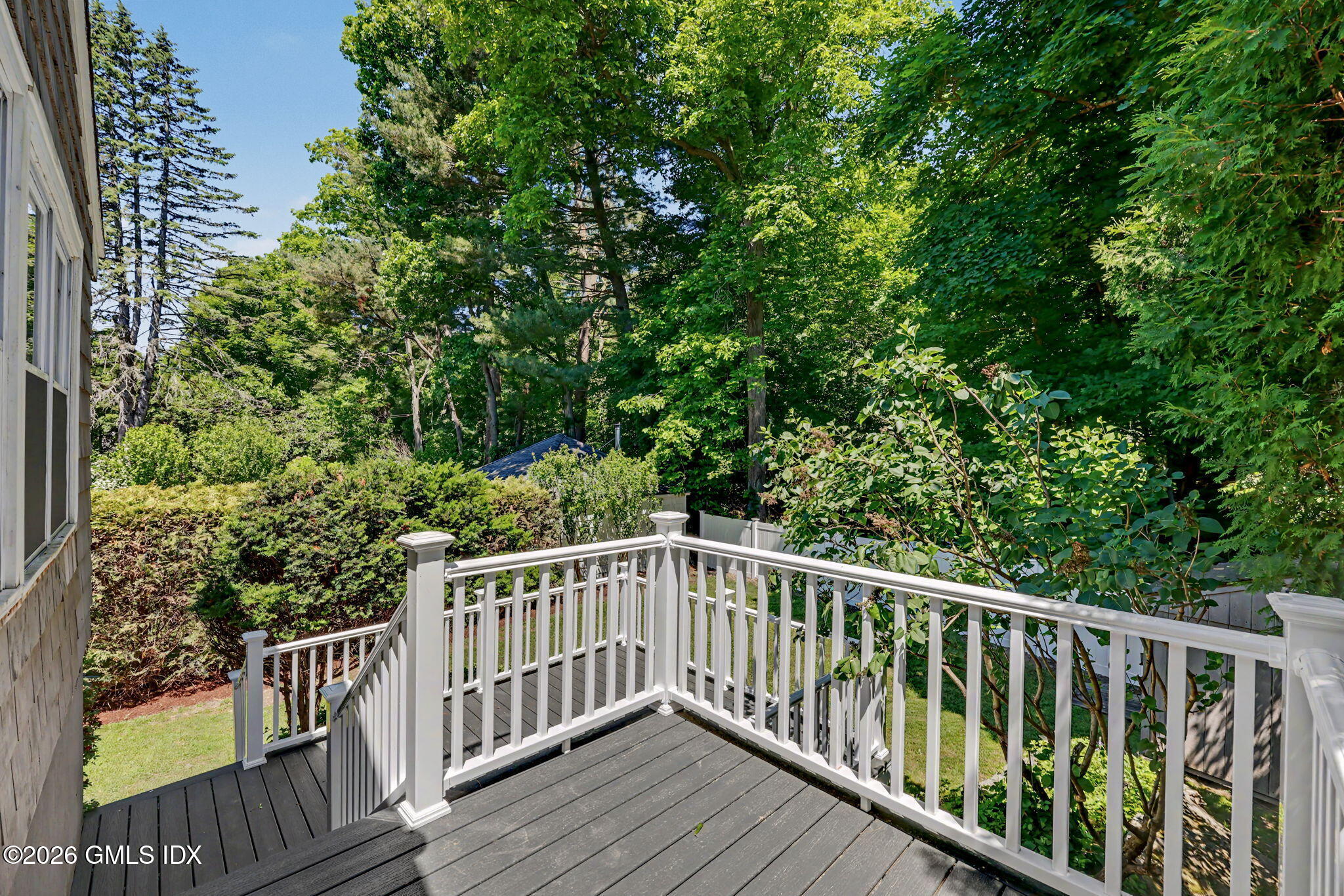 28 Pleasant Street