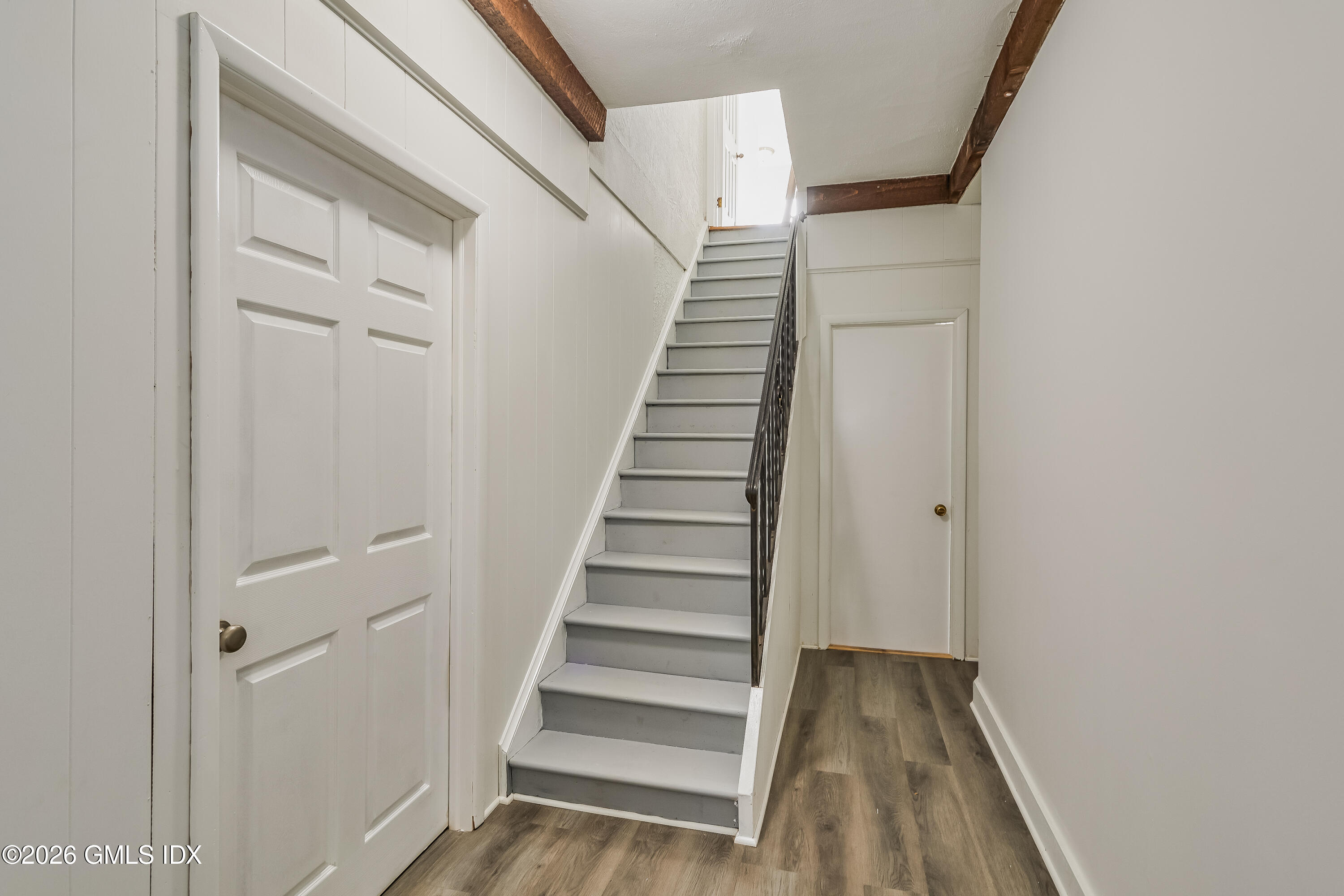 28 Pleasant Street