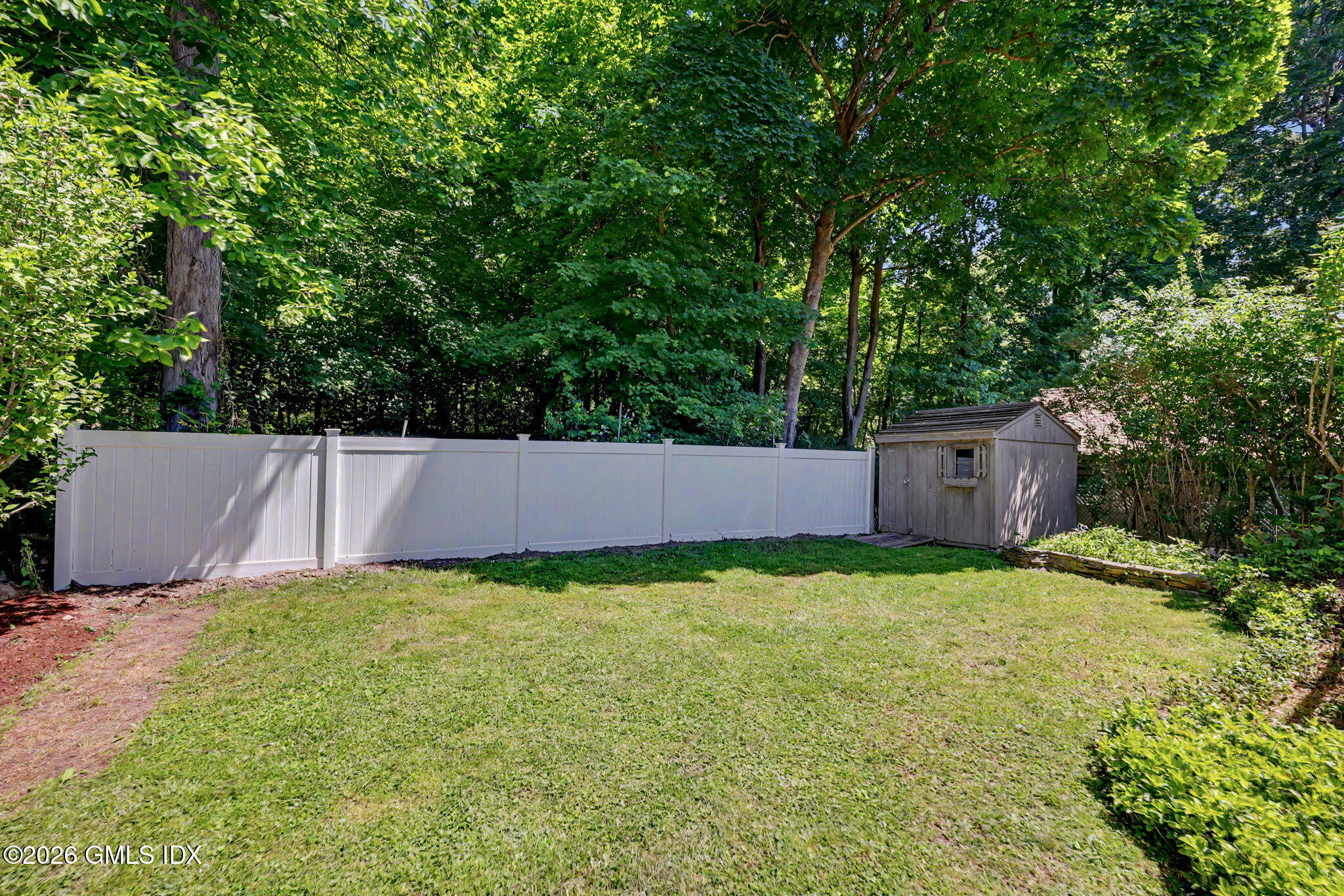 28 Pleasant Street