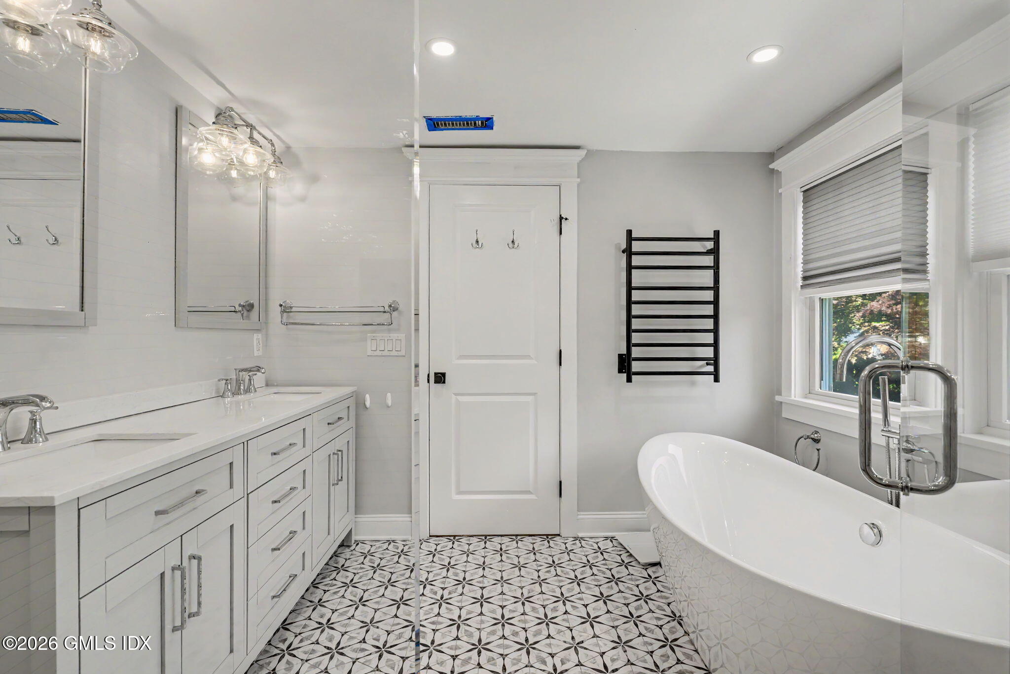 5 Grant Avenue