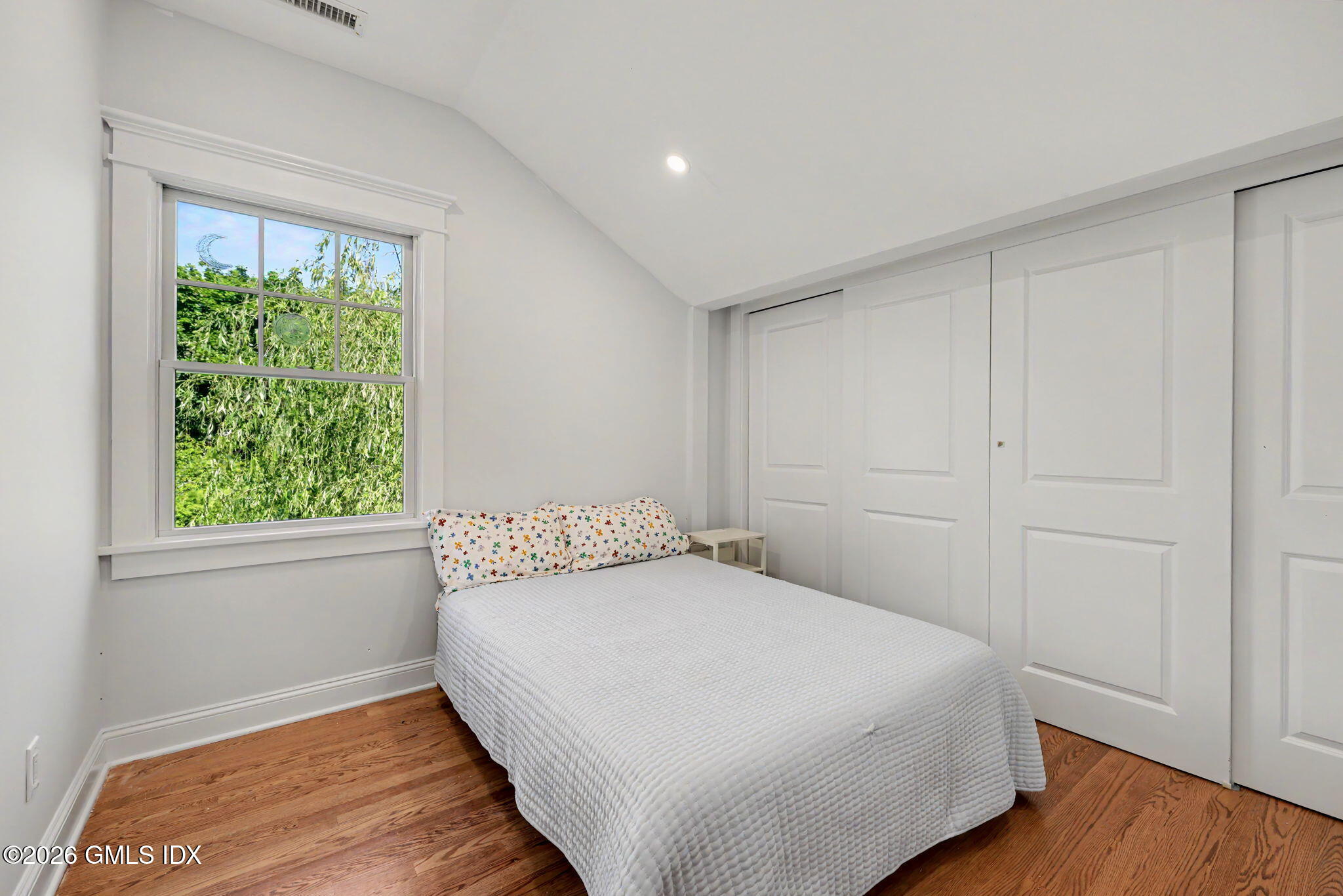 5 Grant Avenue