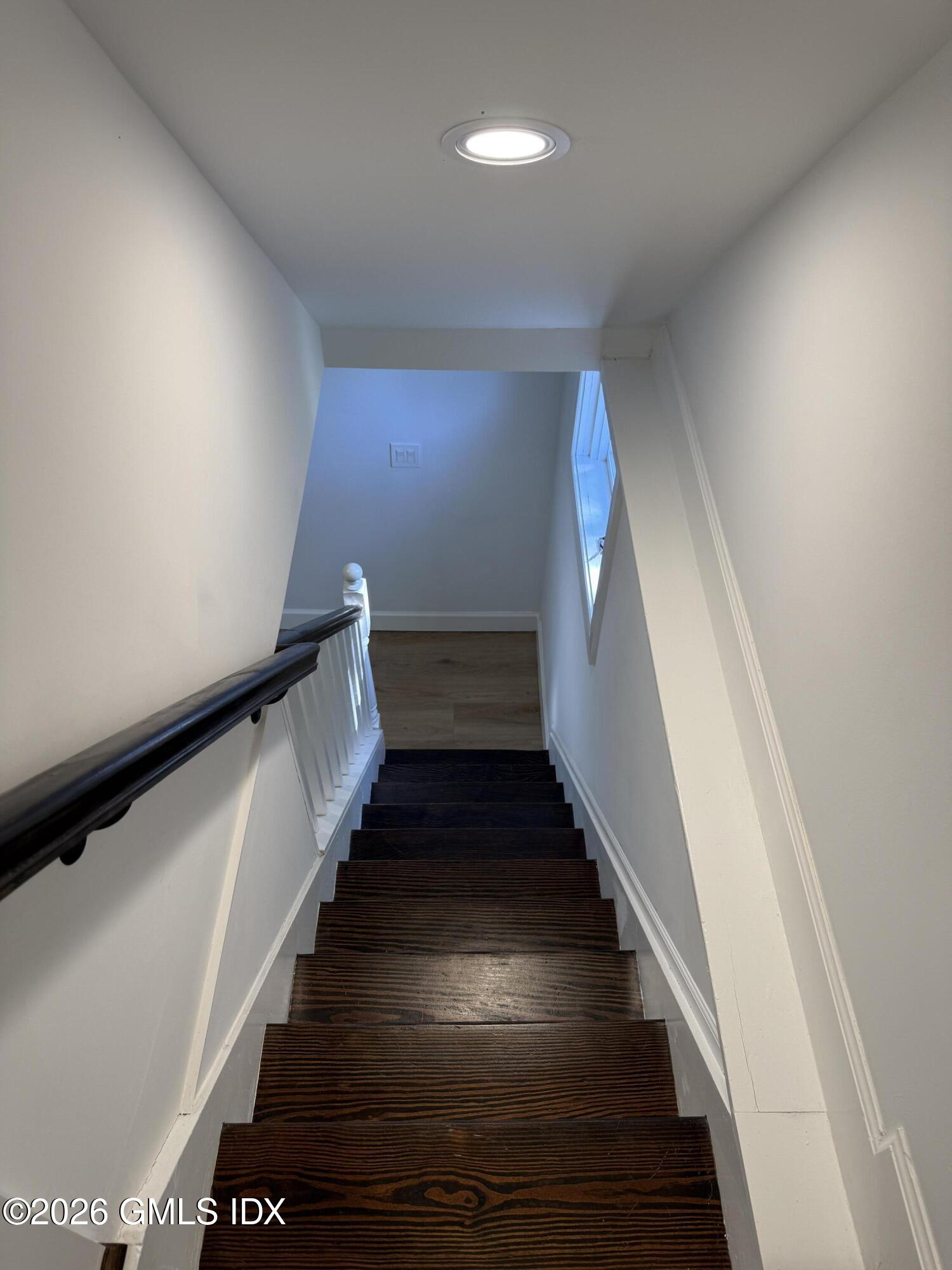 69 Cos Cob Avenue Unit: 1st Floor