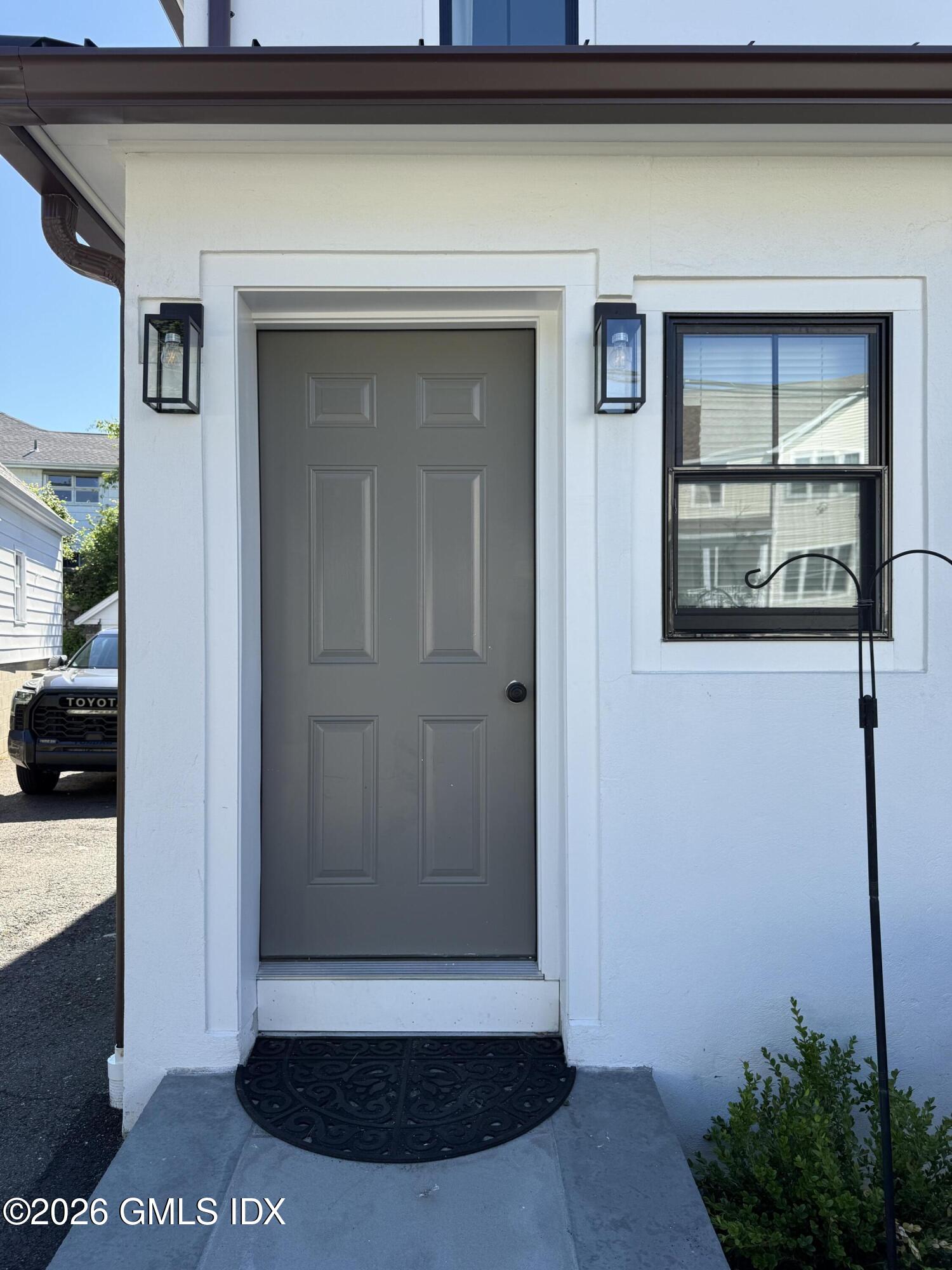 69 Cos Cob Avenue Unit: 1st Floor