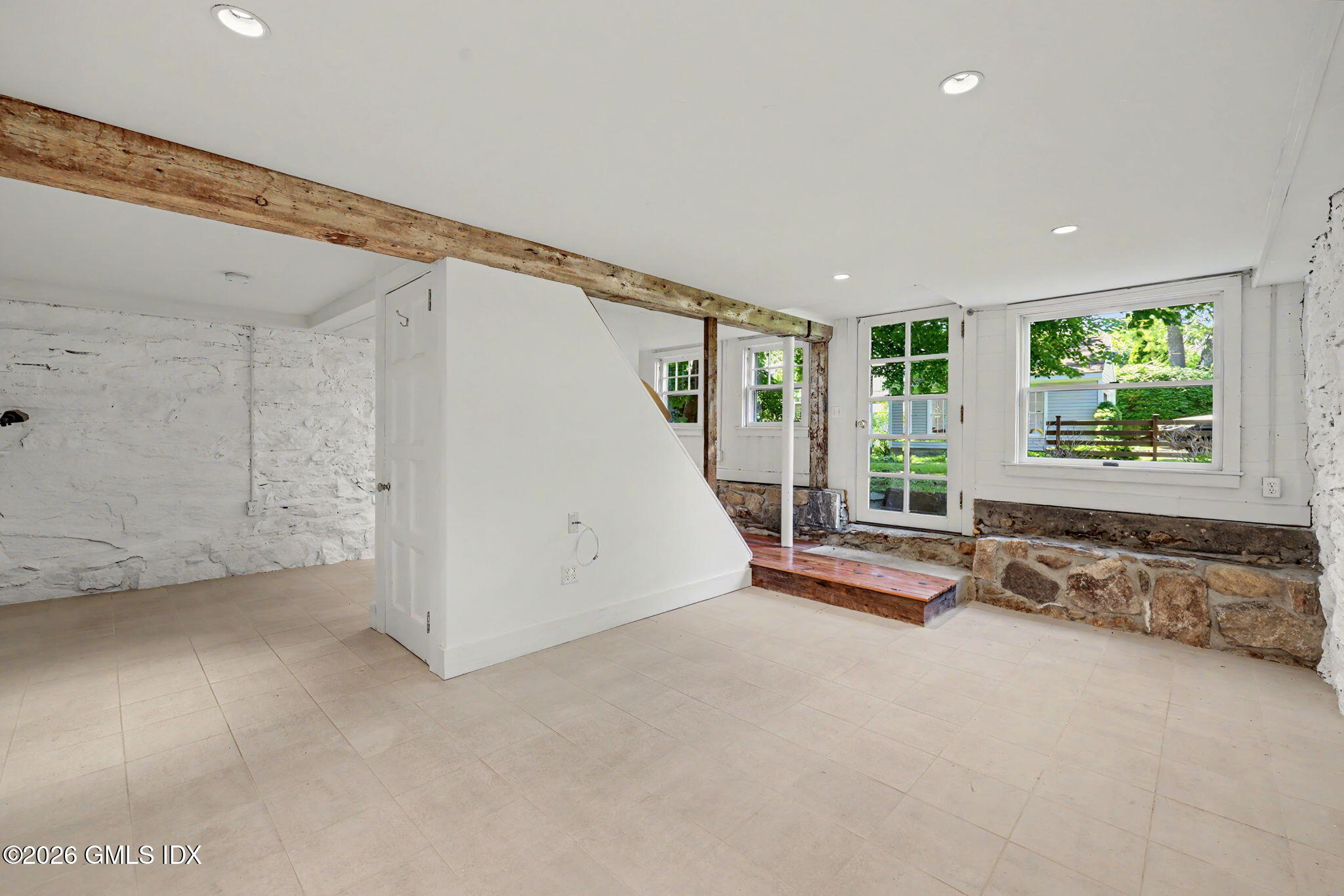 14A W End Avenue