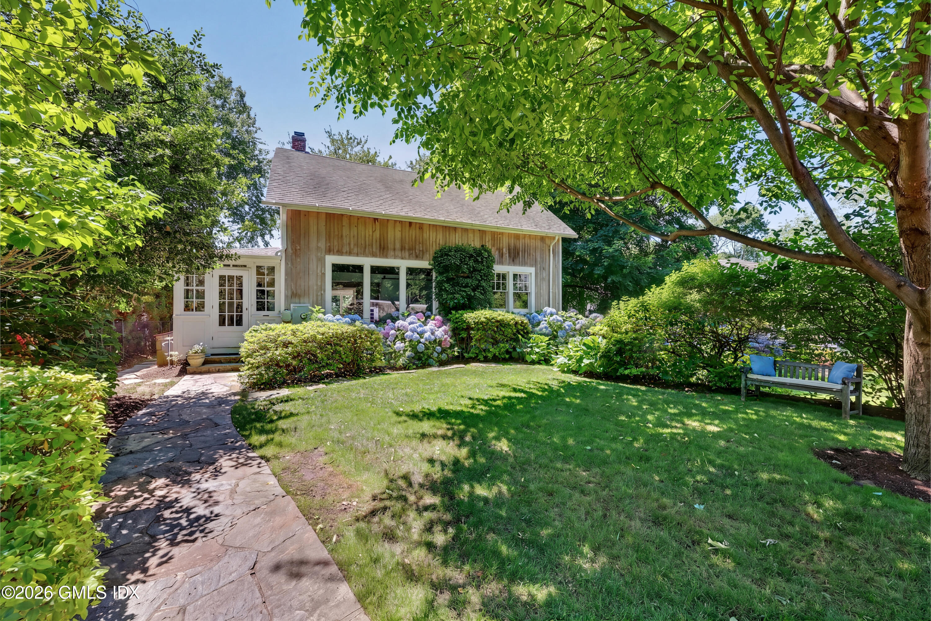 14A W End Avenue
