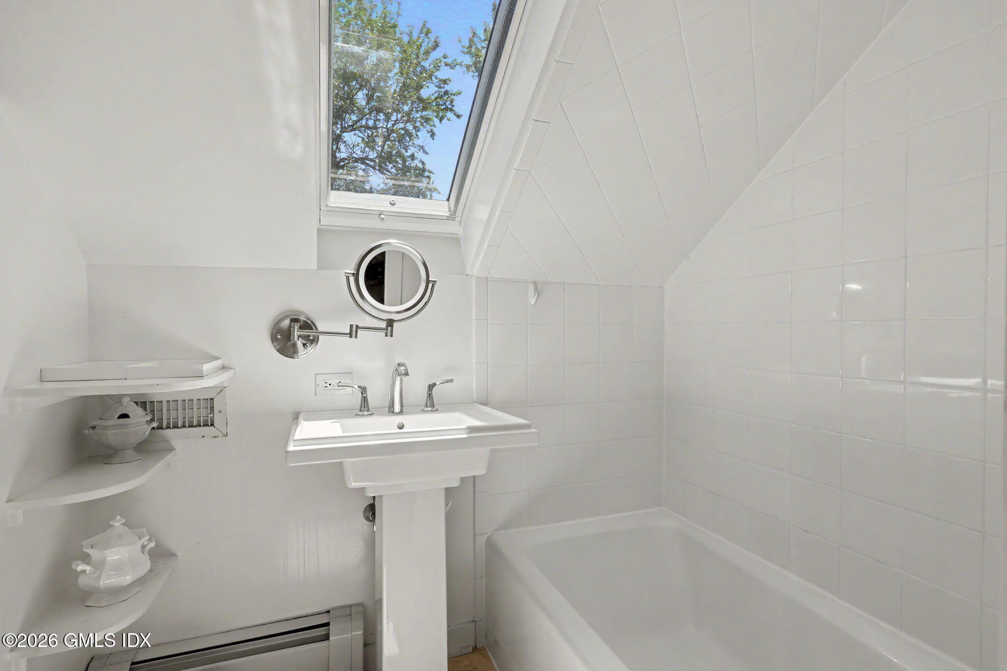 14A W End Avenue