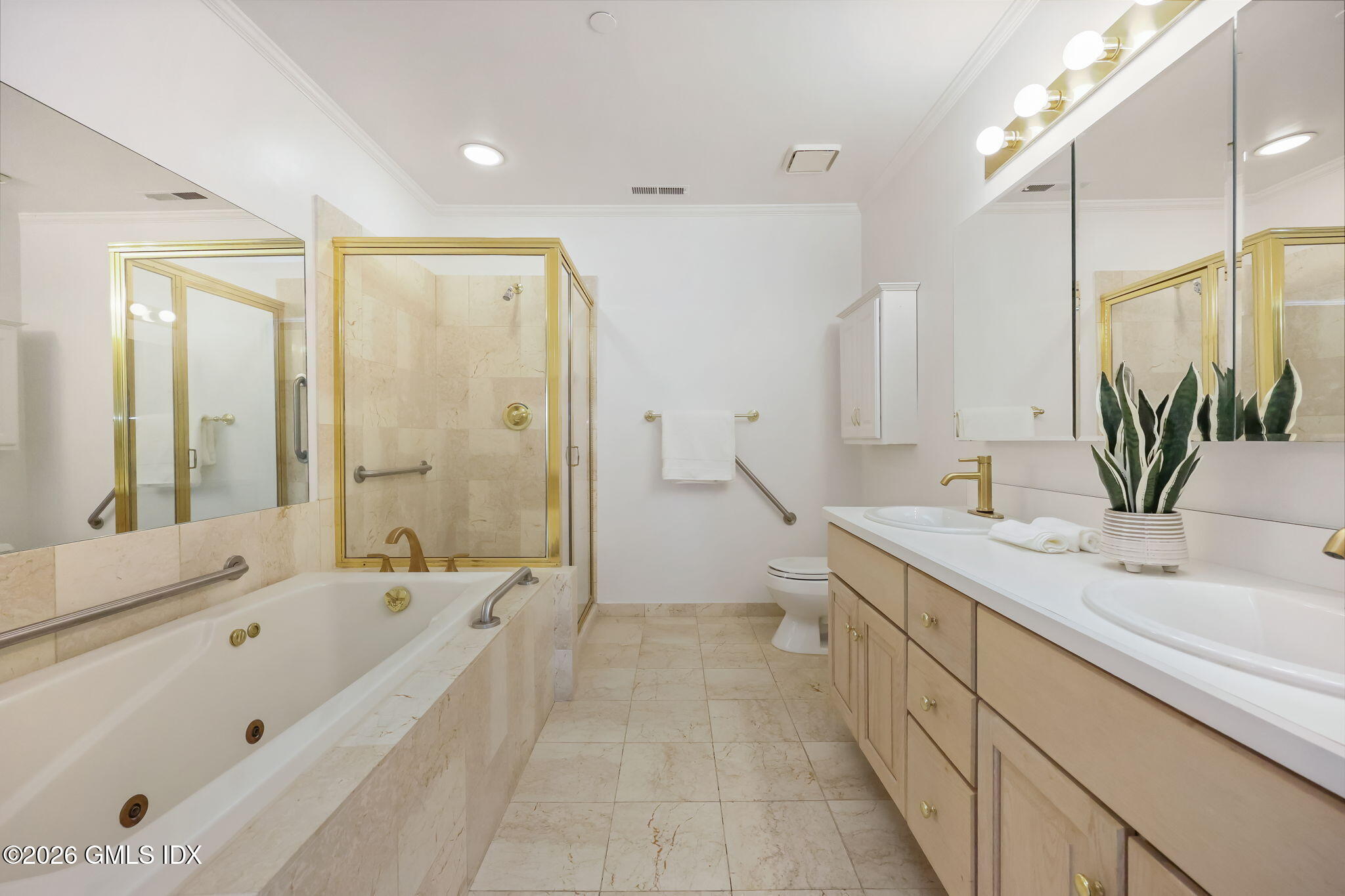 51 Forest Avenue APT 138