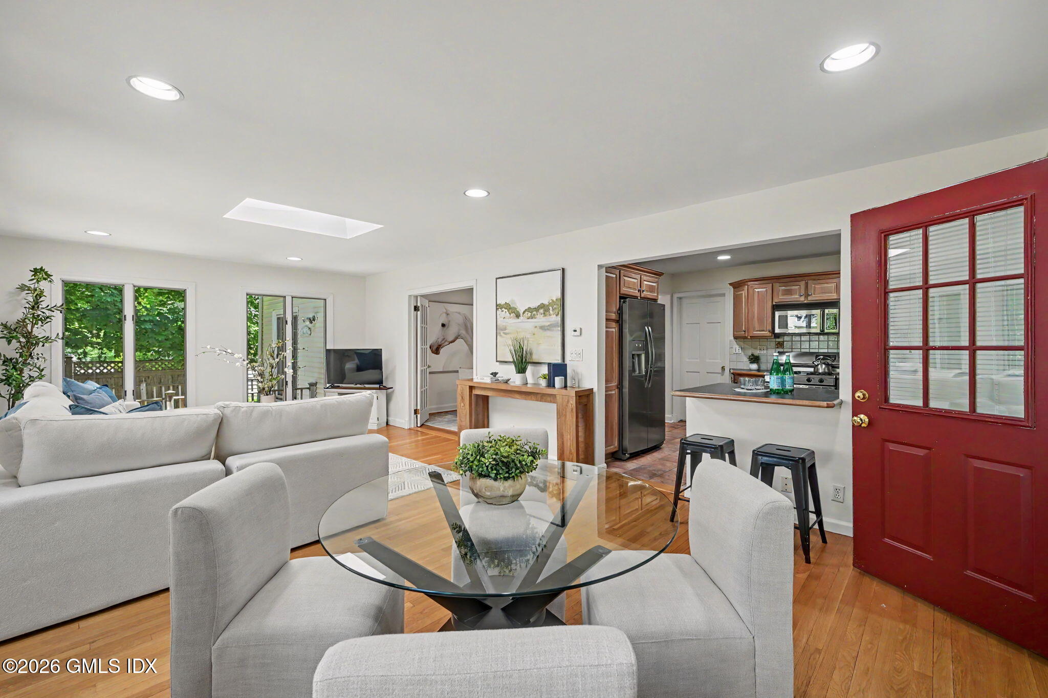 8 Ernel Drive