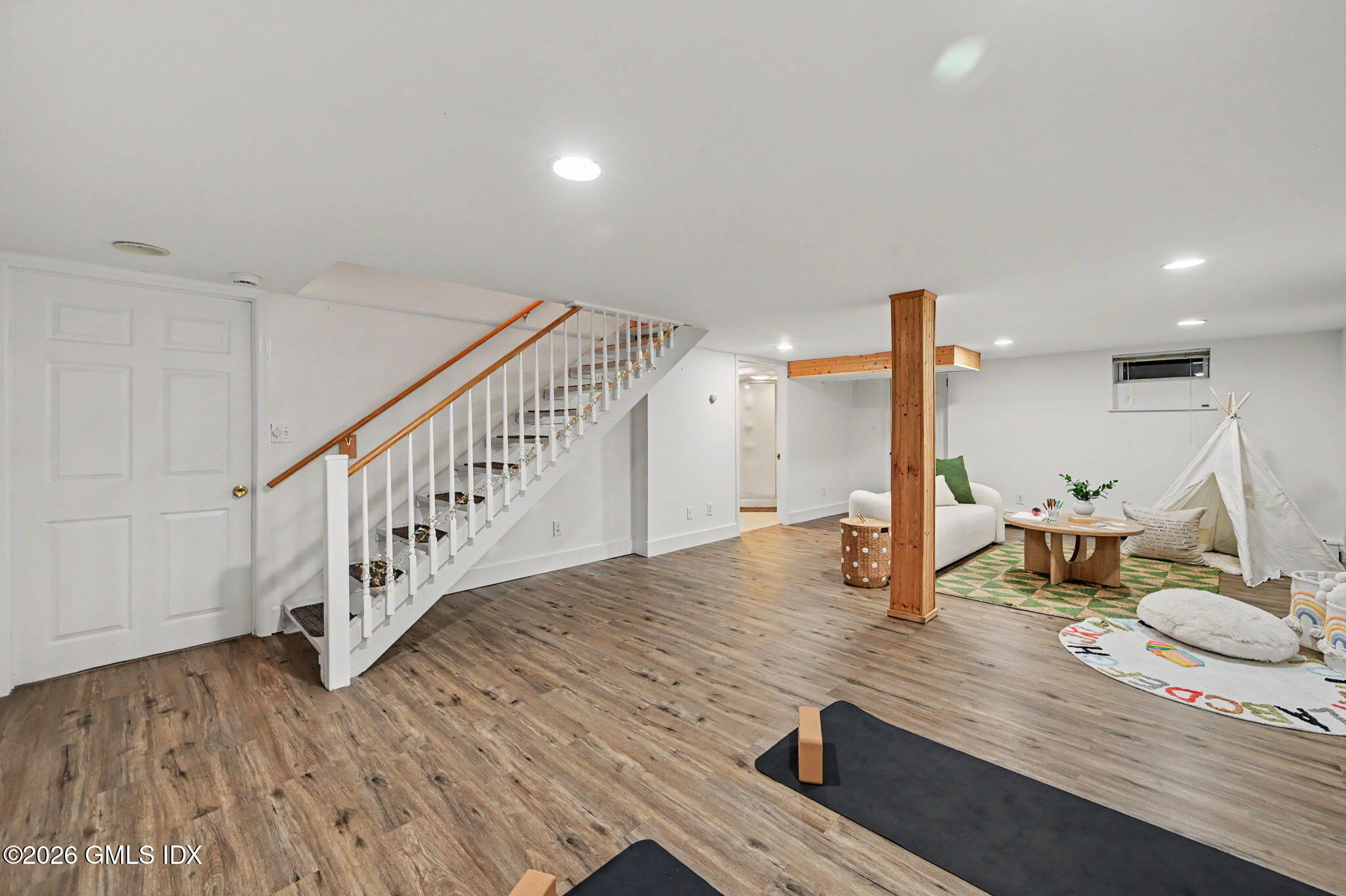 8 Ernel Drive