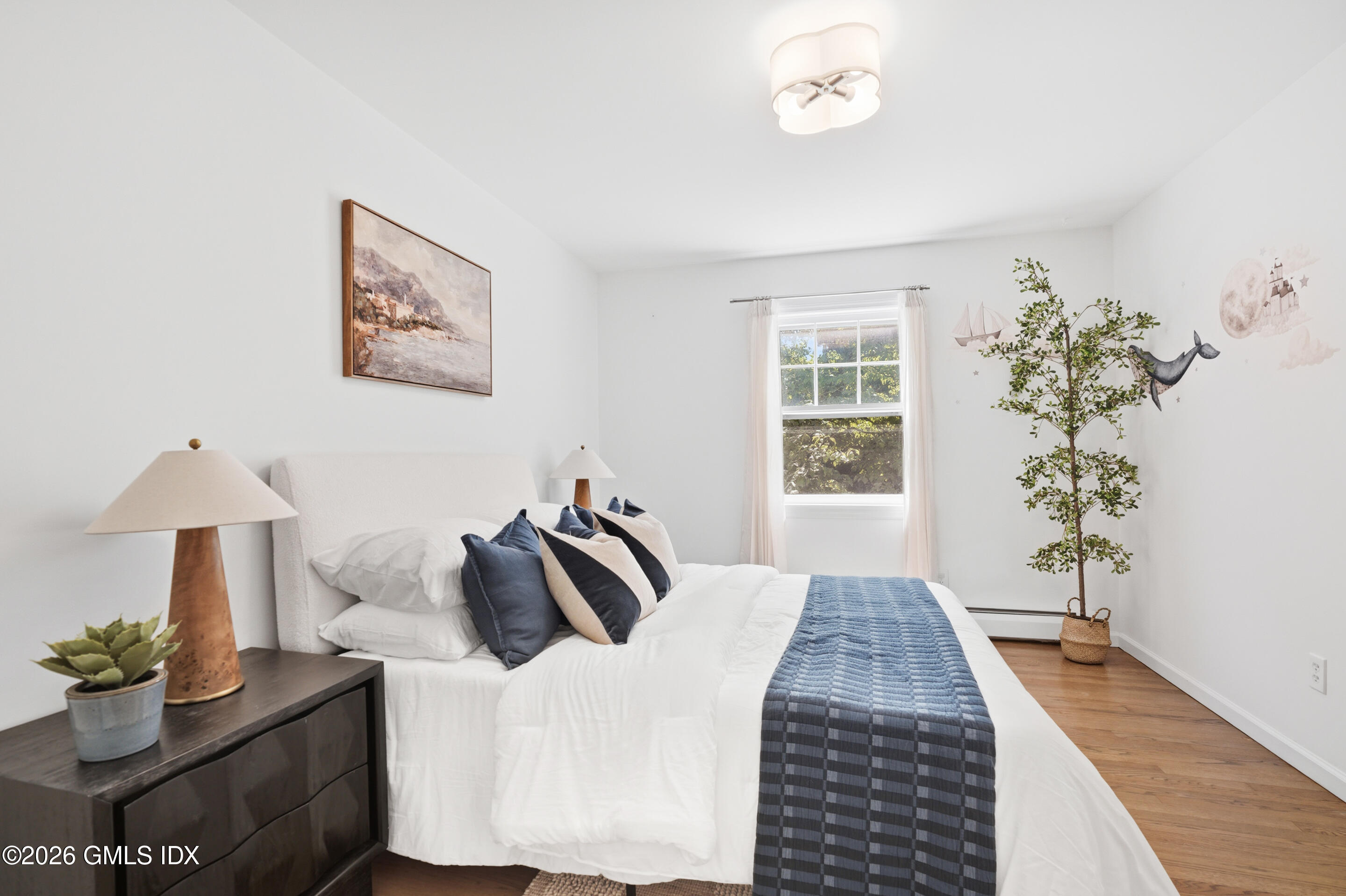 33 Sachem Road