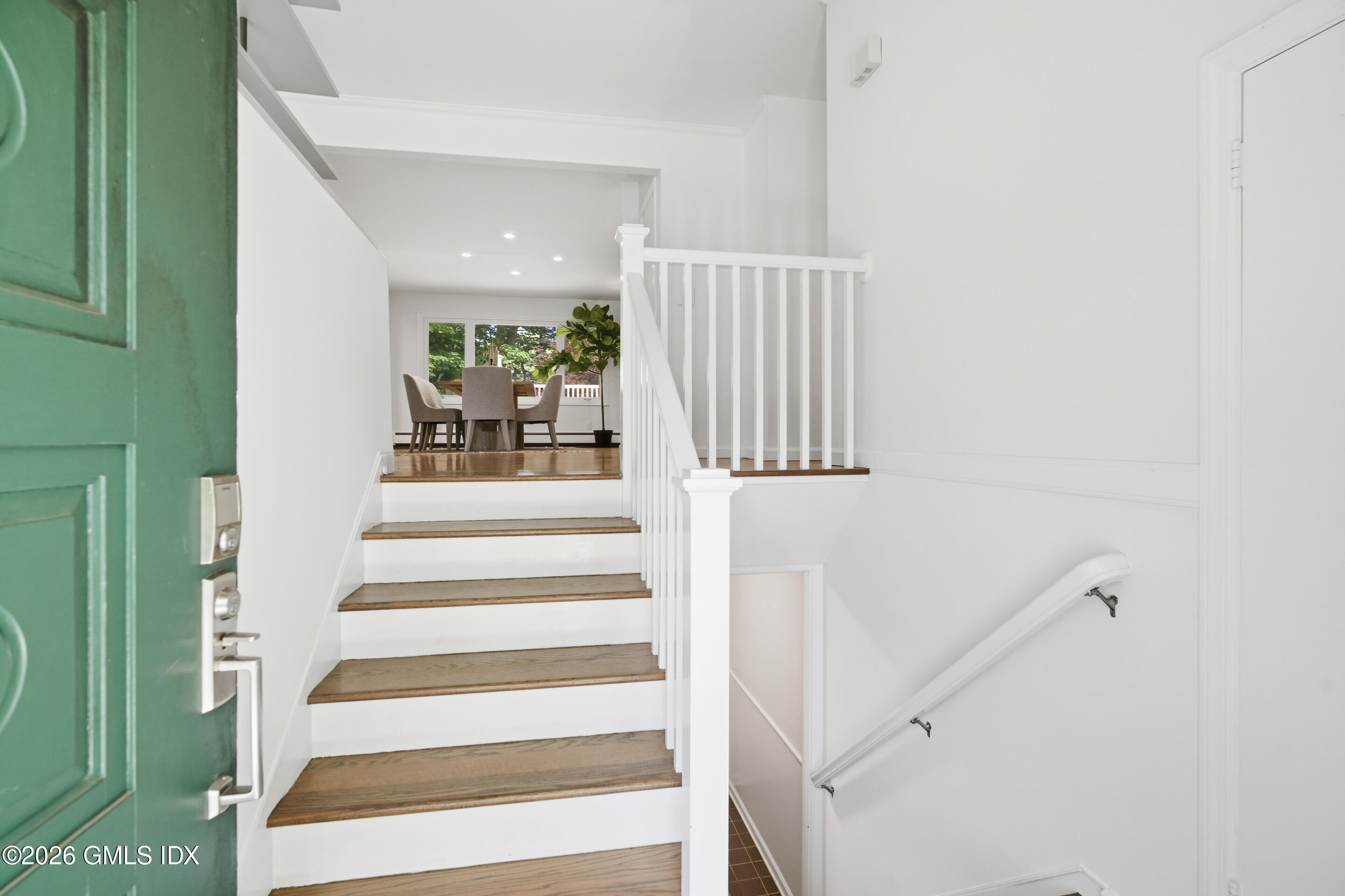 33 Sachem Road