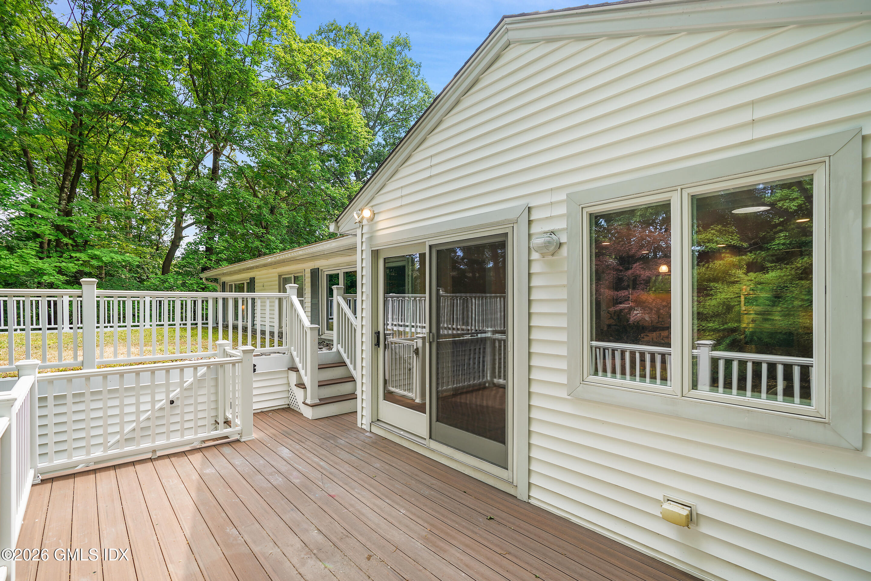 33 Sachem Road