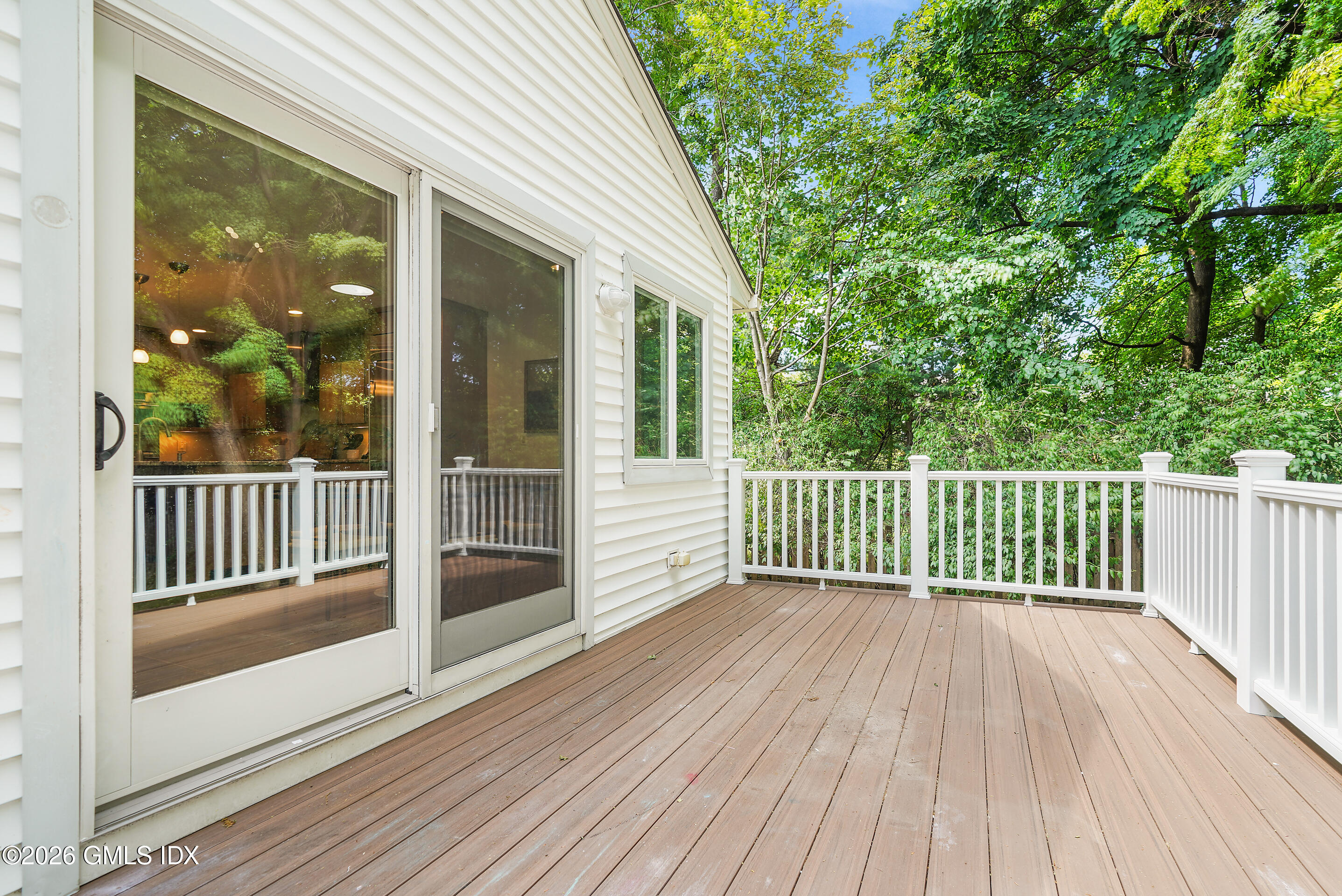 33 Sachem Road